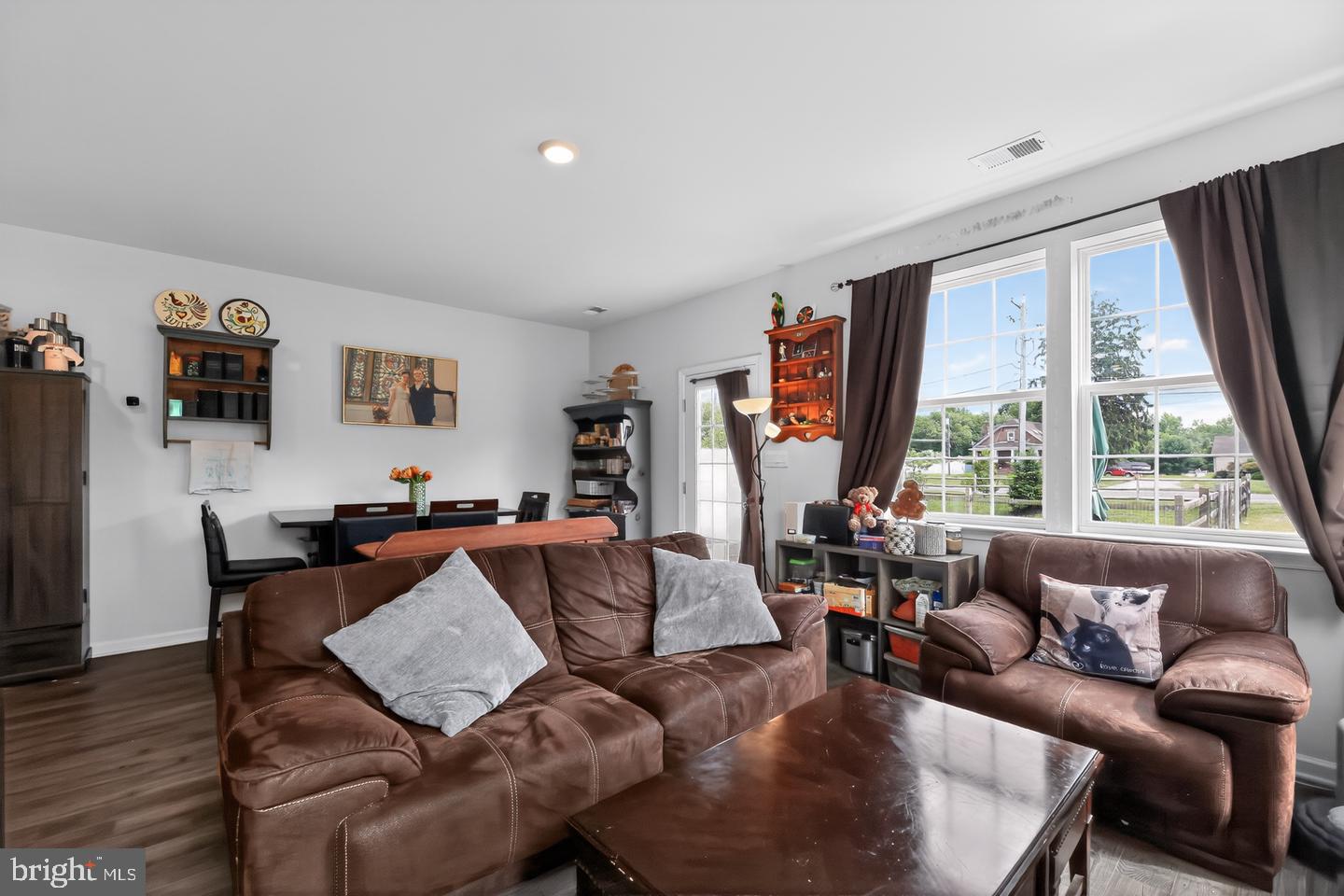 2 ARLOTTA STREET