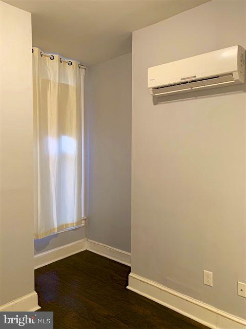 OLD GOUCHER - Residential Lease