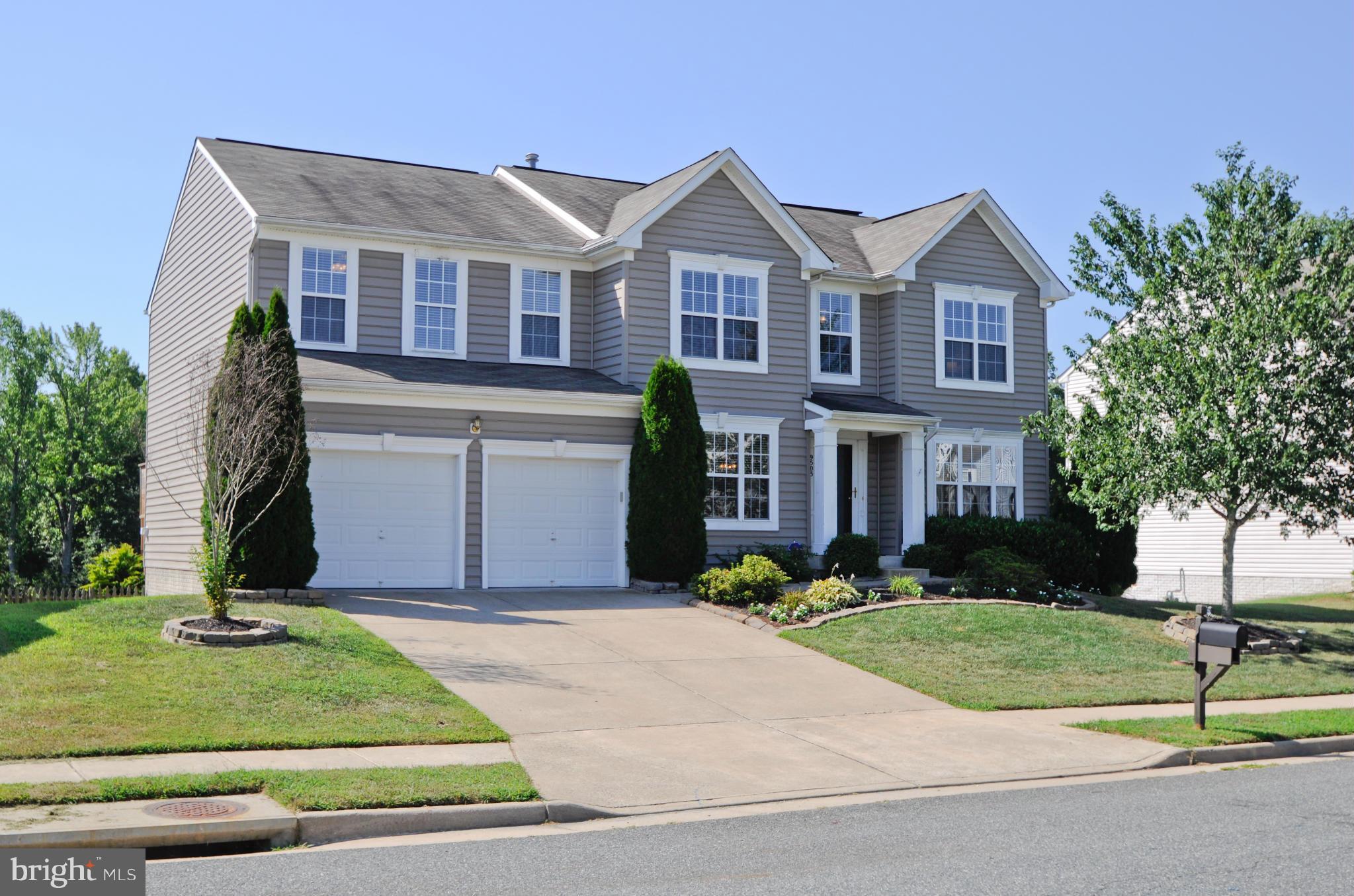 THE FALLS AT LEE'S PARKE - Residential
