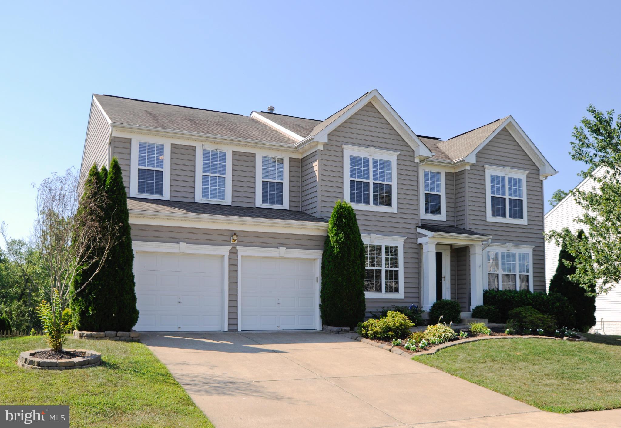 THE FALLS AT LEE'S PARKE - Residential