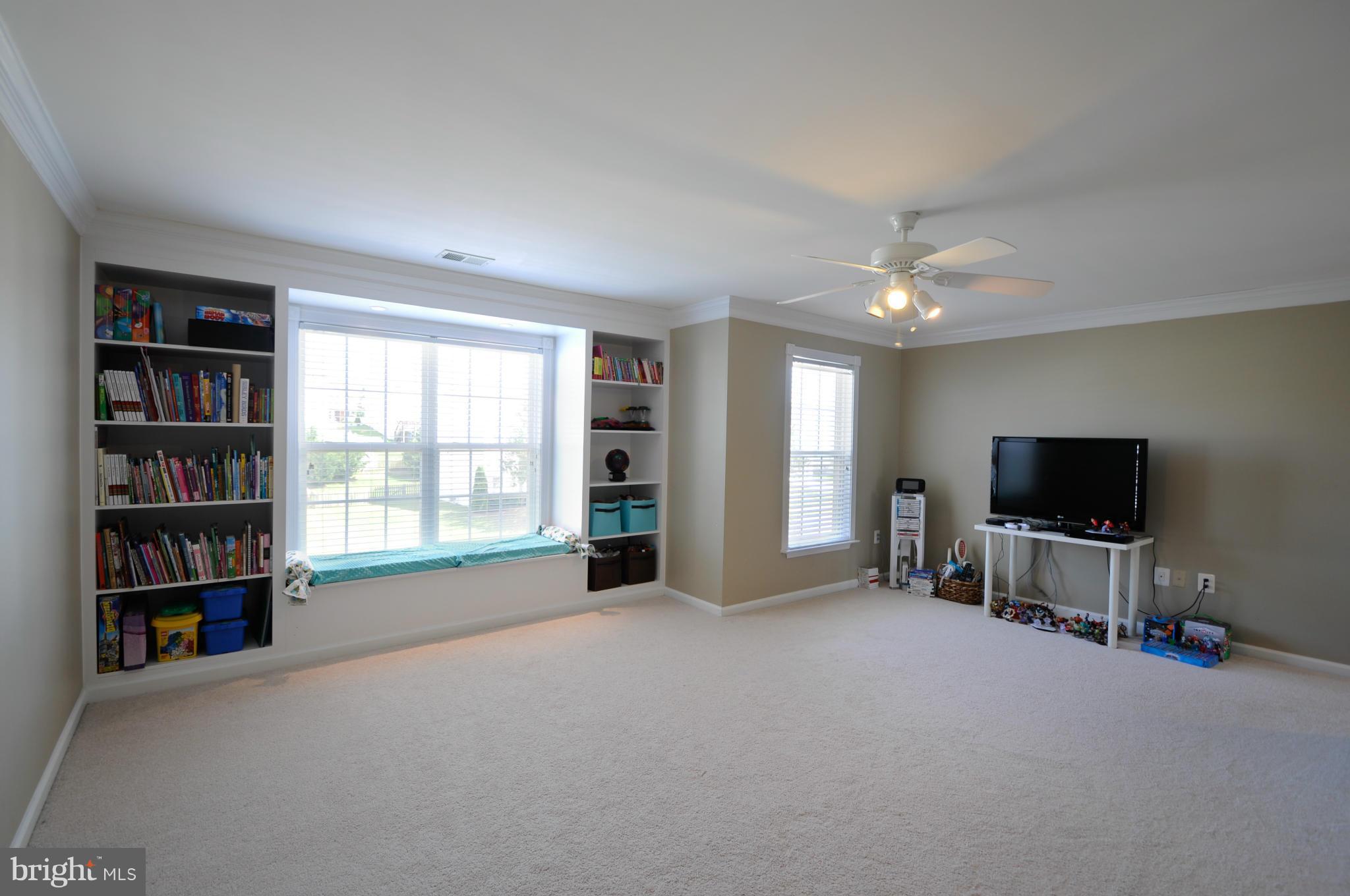 THE FALLS AT LEE'S PARKE - Residential