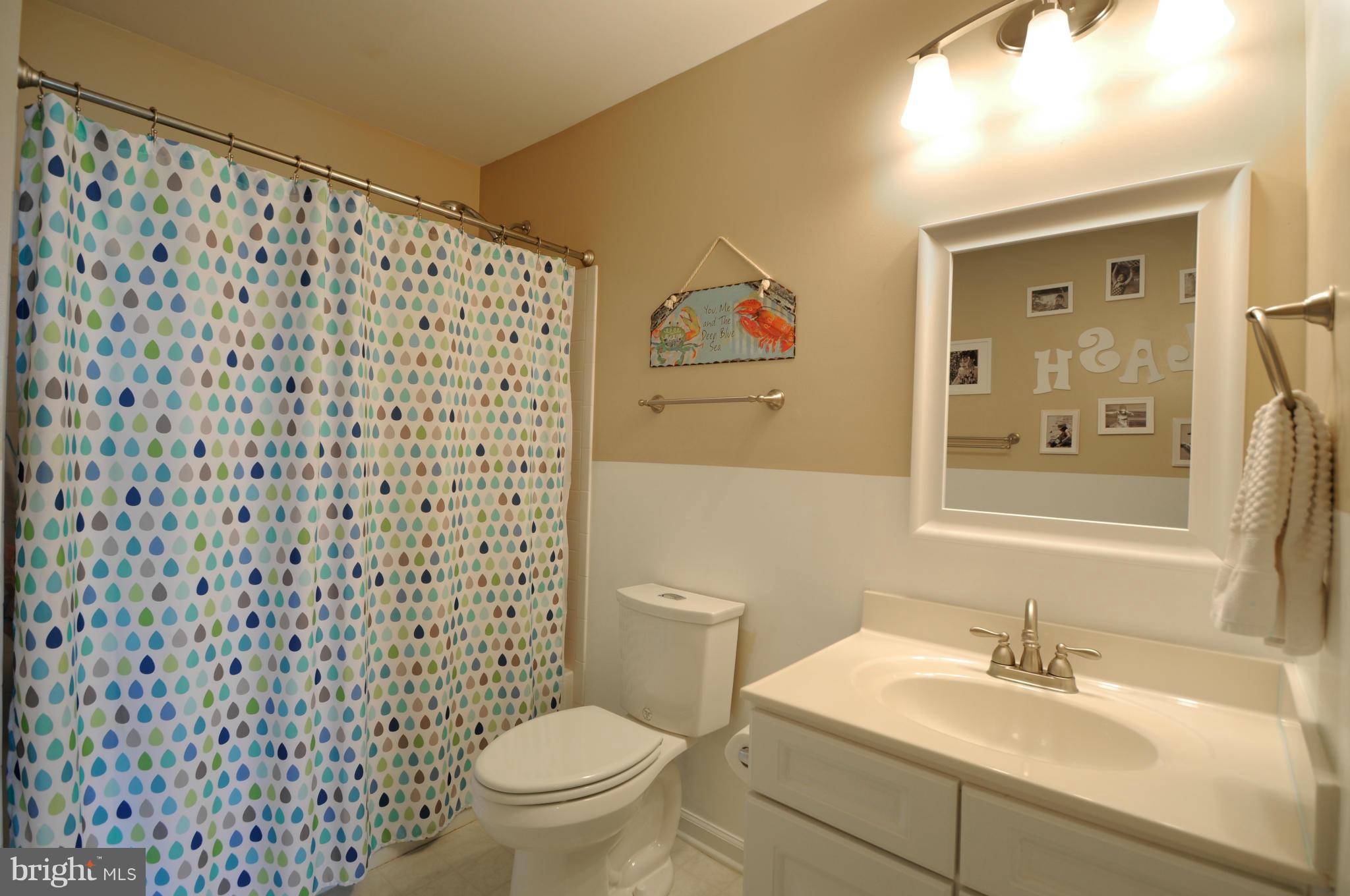 THE FALLS AT LEE'S PARKE - Residential