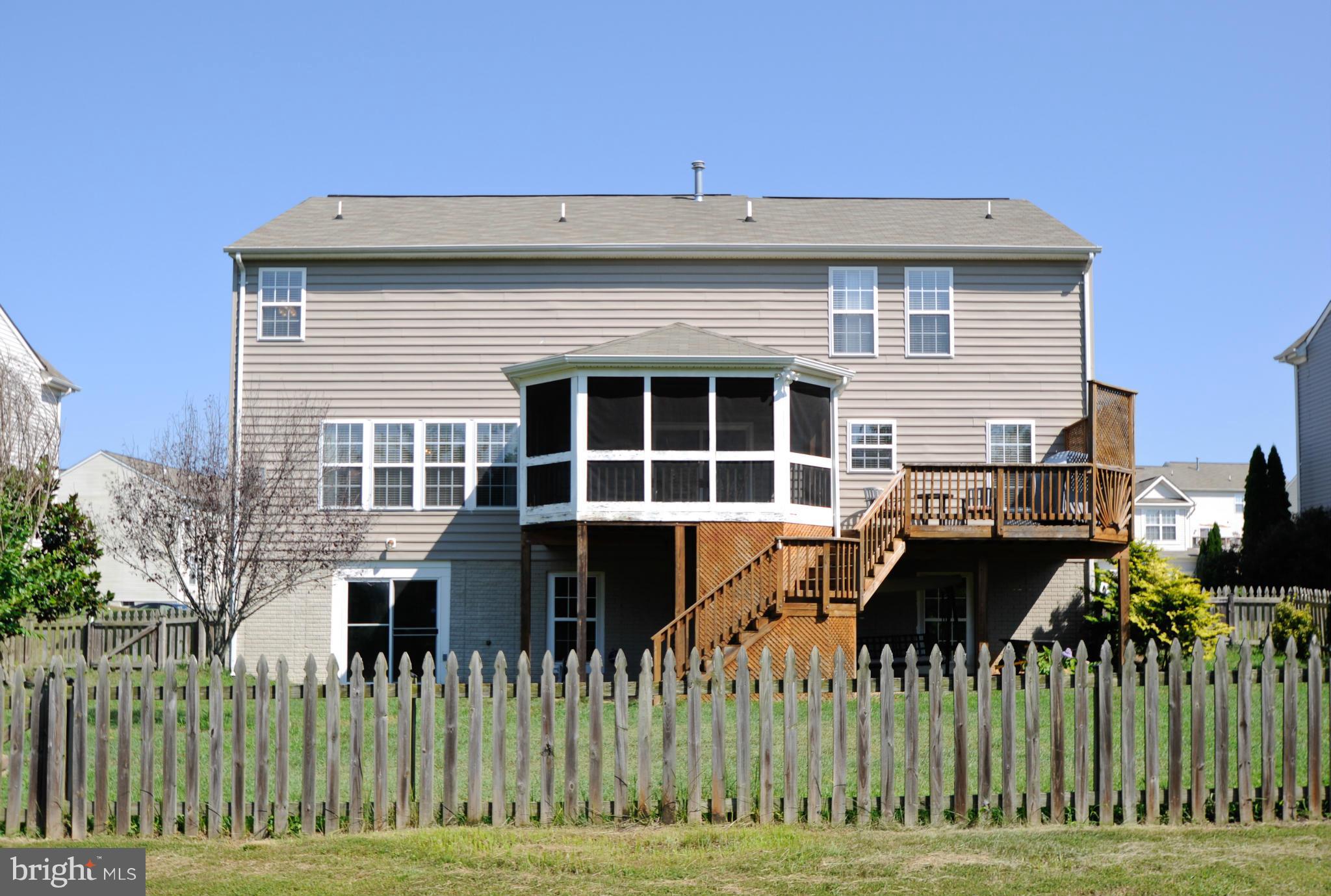 THE FALLS AT LEE'S PARKE - Residential