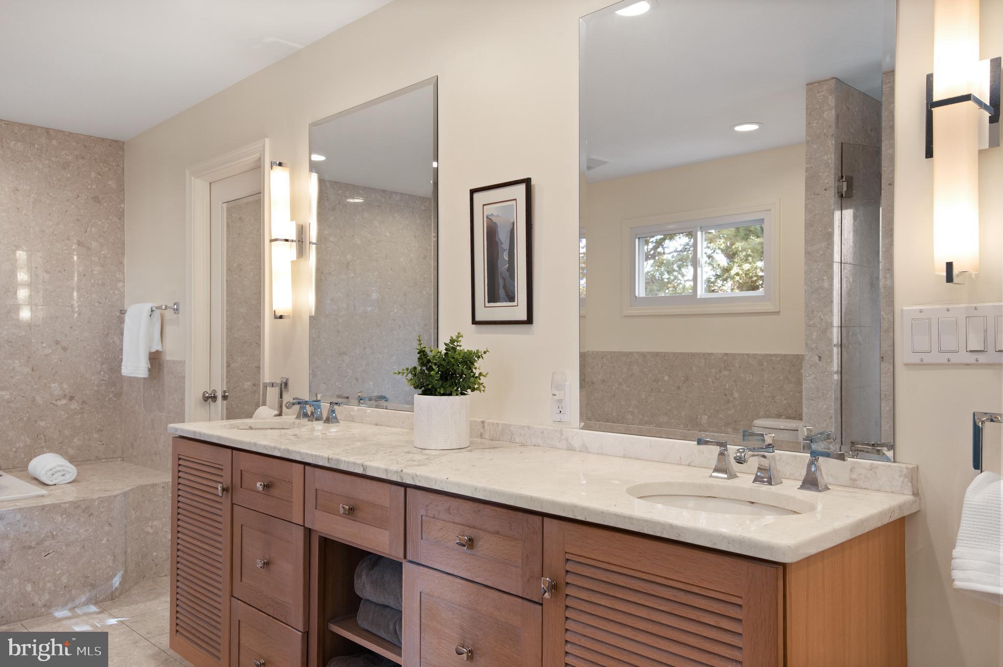 HILLSMERE ESTATES - Residential