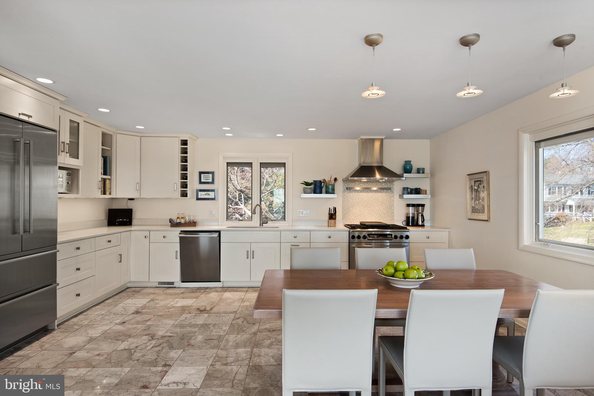 HILLSMERE ESTATES - Residential