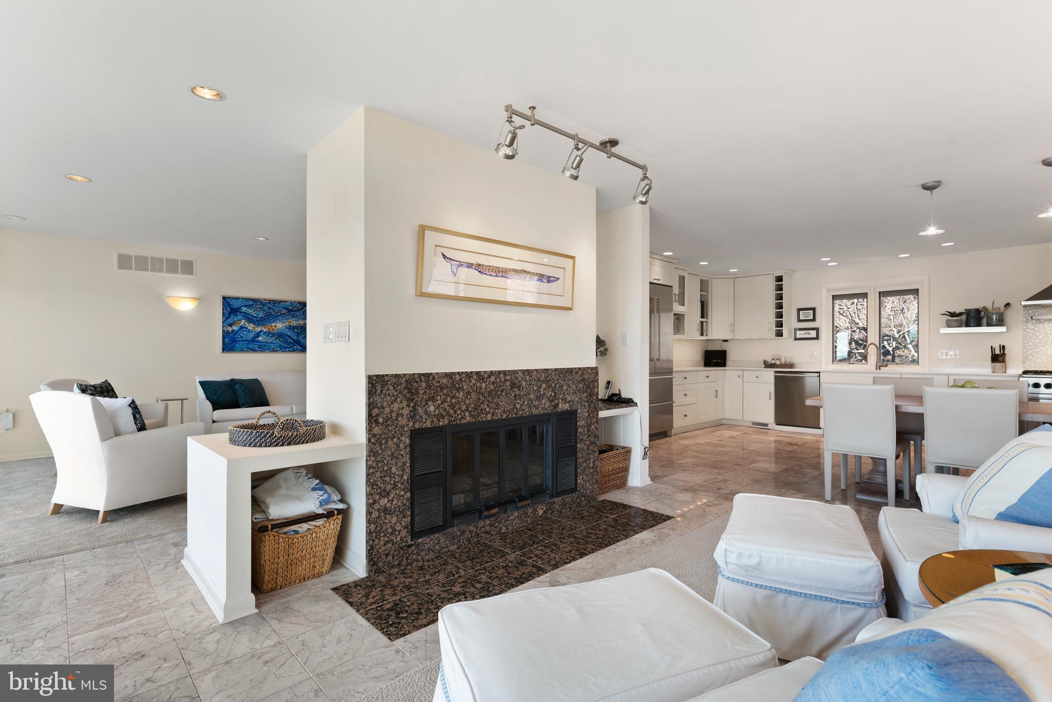 HILLSMERE ESTATES - Residential