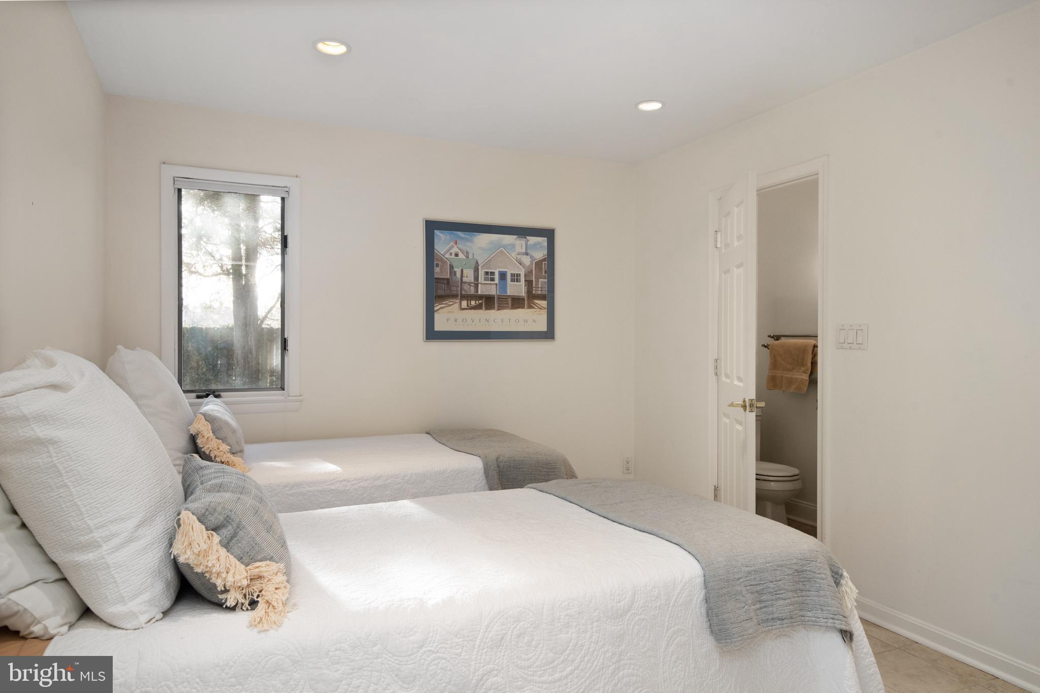 HILLSMERE ESTATES - Residential