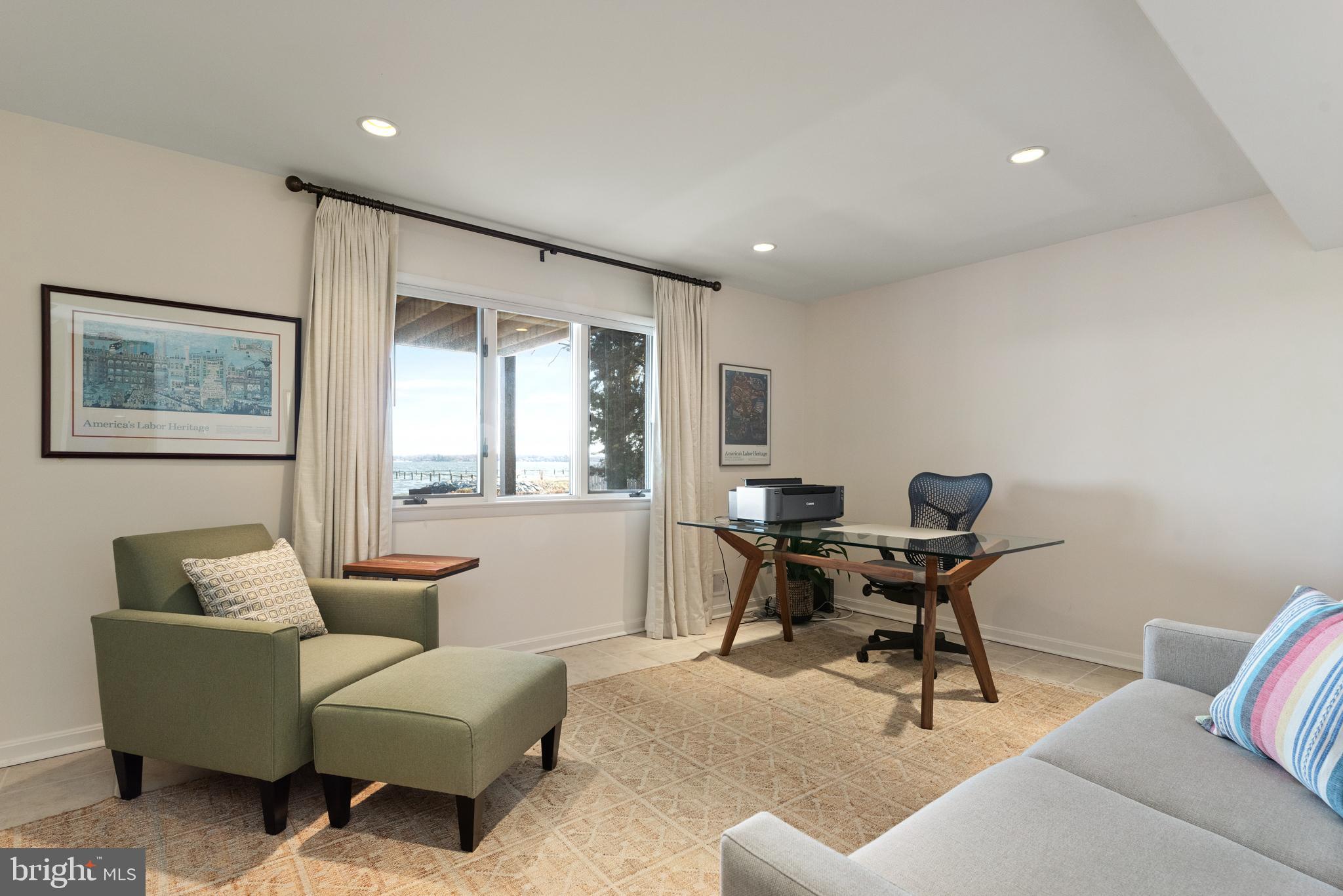 HILLSMERE ESTATES - Residential