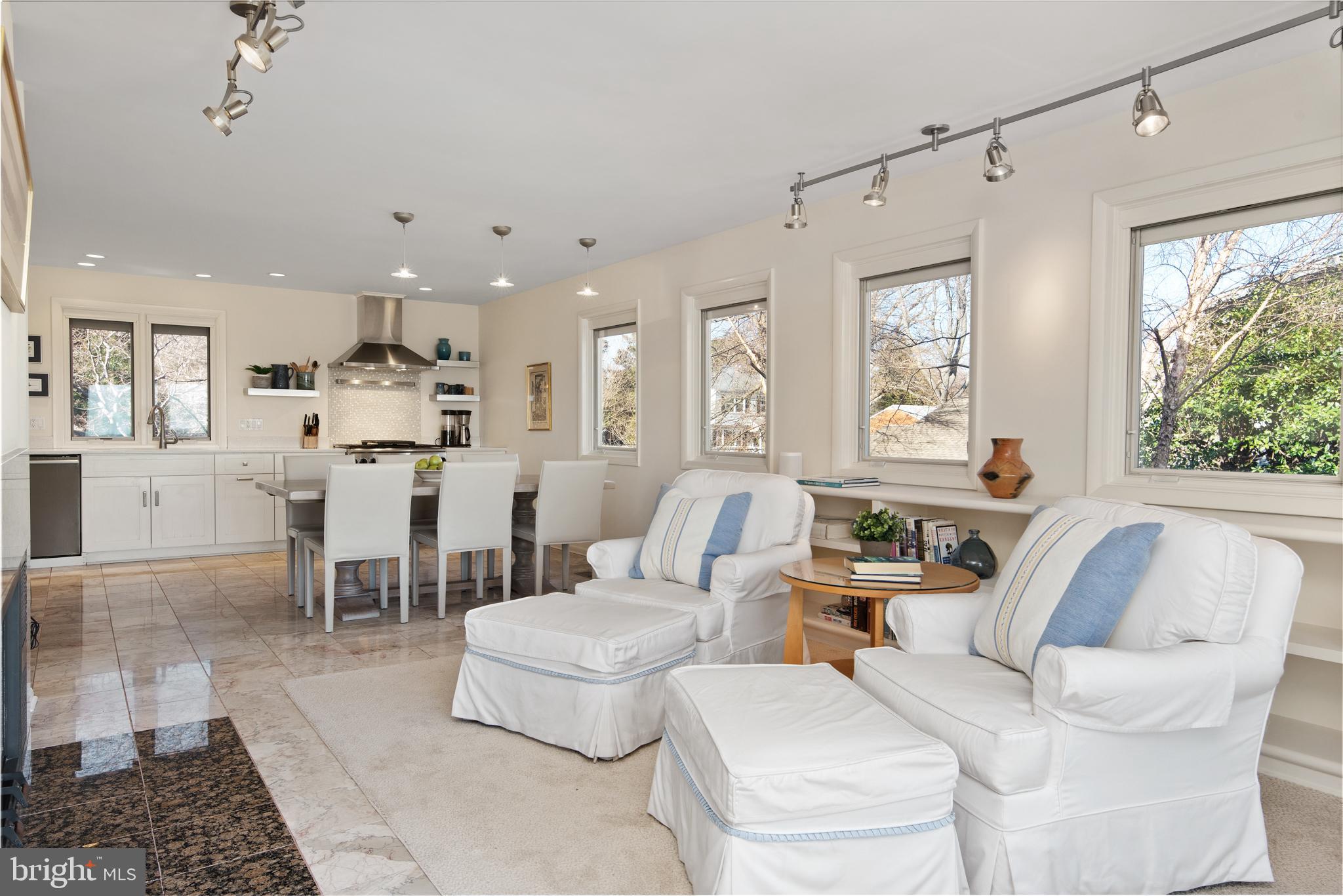 HILLSMERE ESTATES - Residential