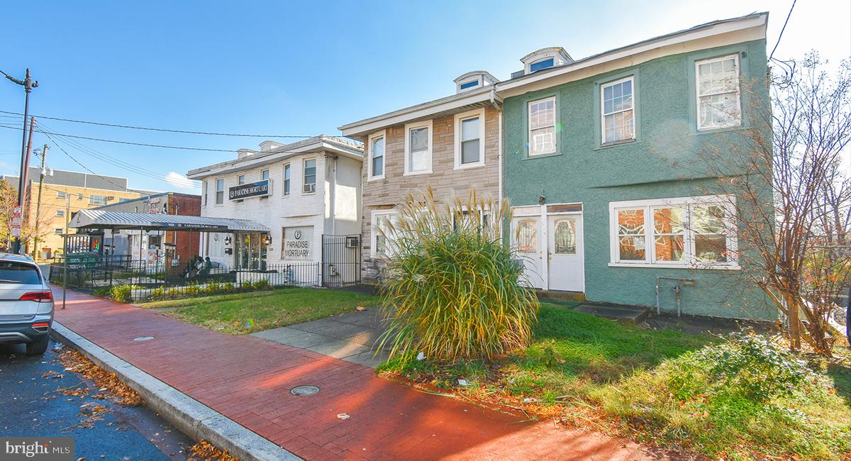 912 KENNEDY STREET NW