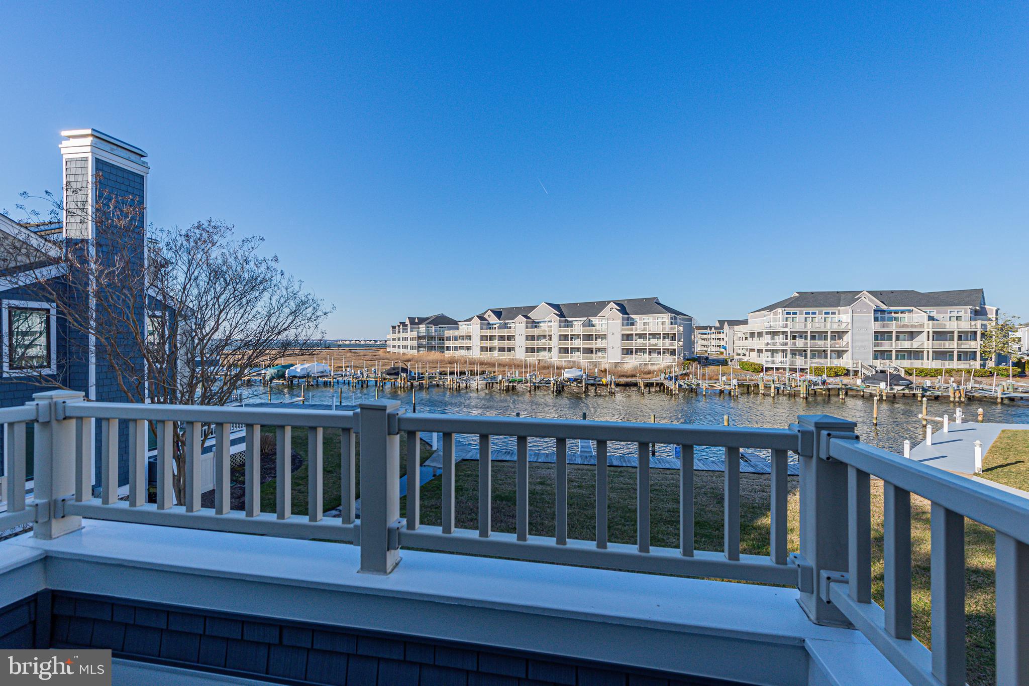 HERON HARBOUR - Residential