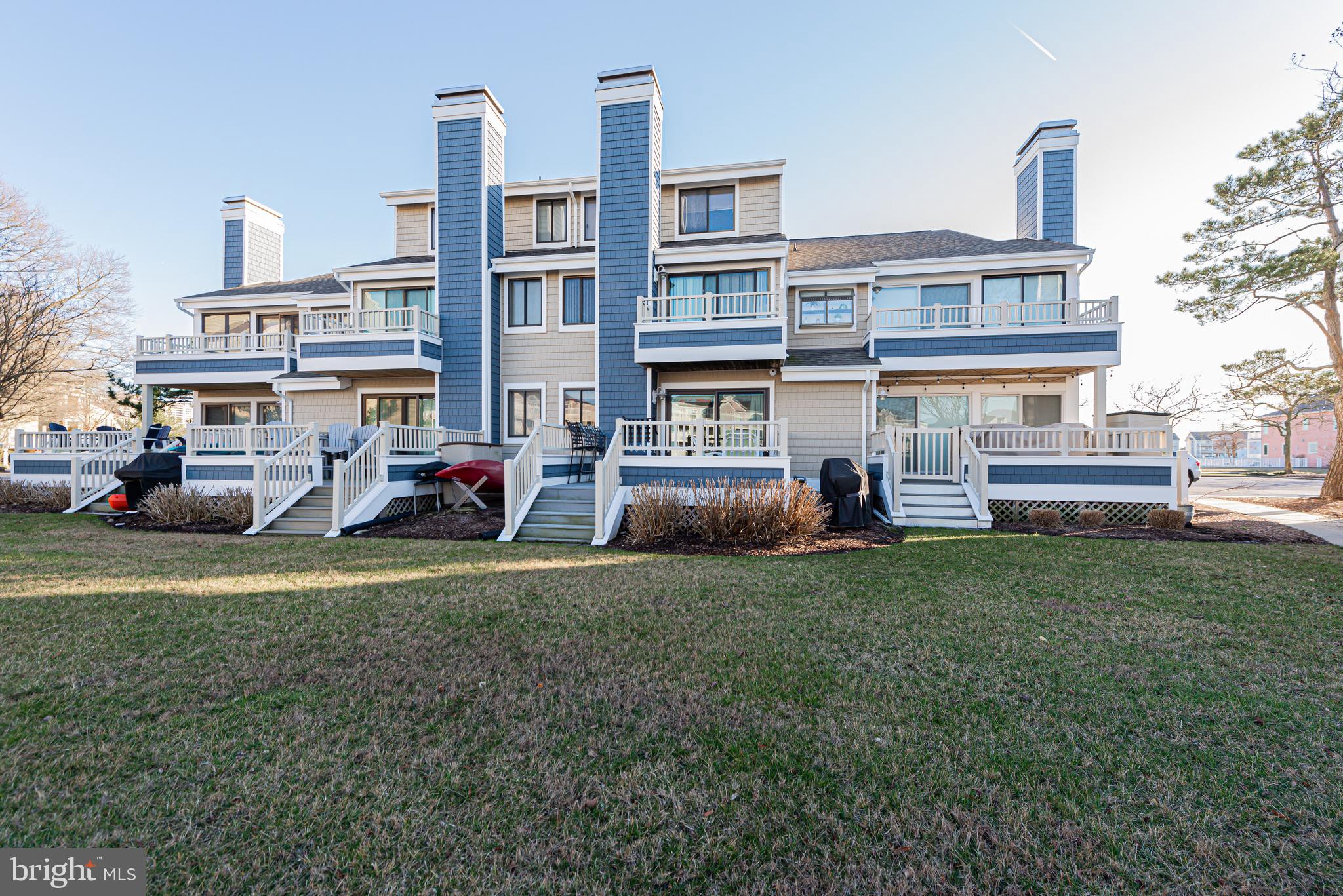 HERON HARBOUR - Residential