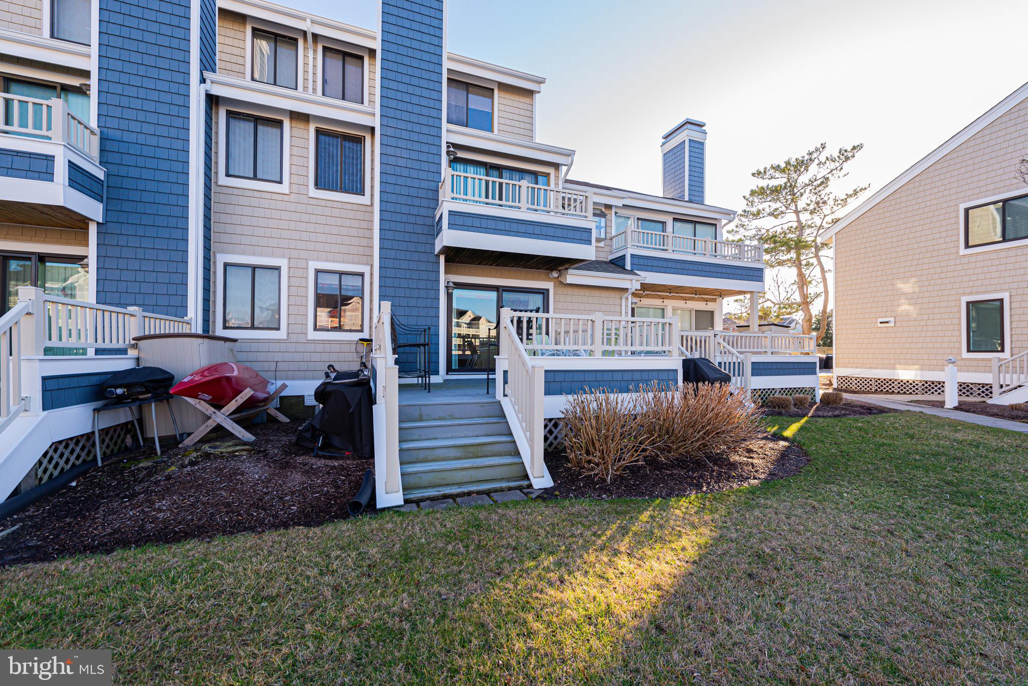 HERON HARBOUR - Residential