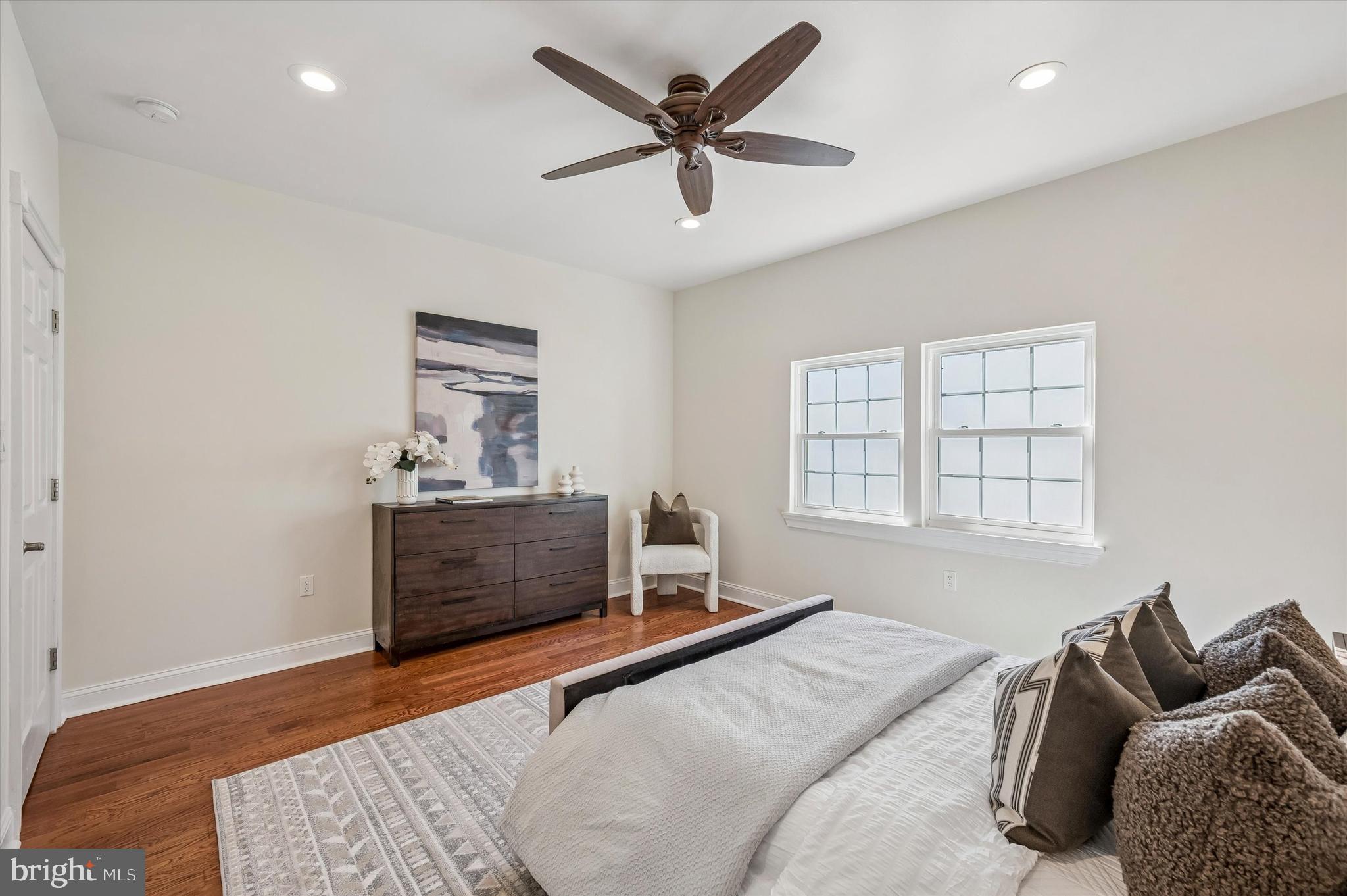 GRADUATE HOSPITAL - Residential