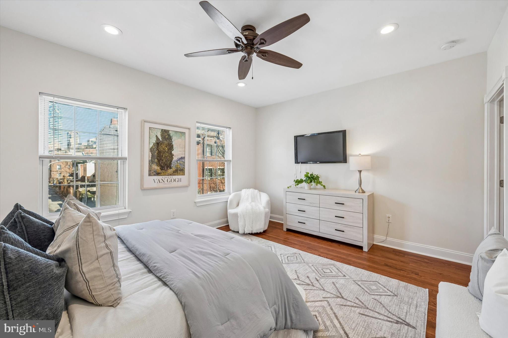 GRADUATE HOSPITAL - Residential