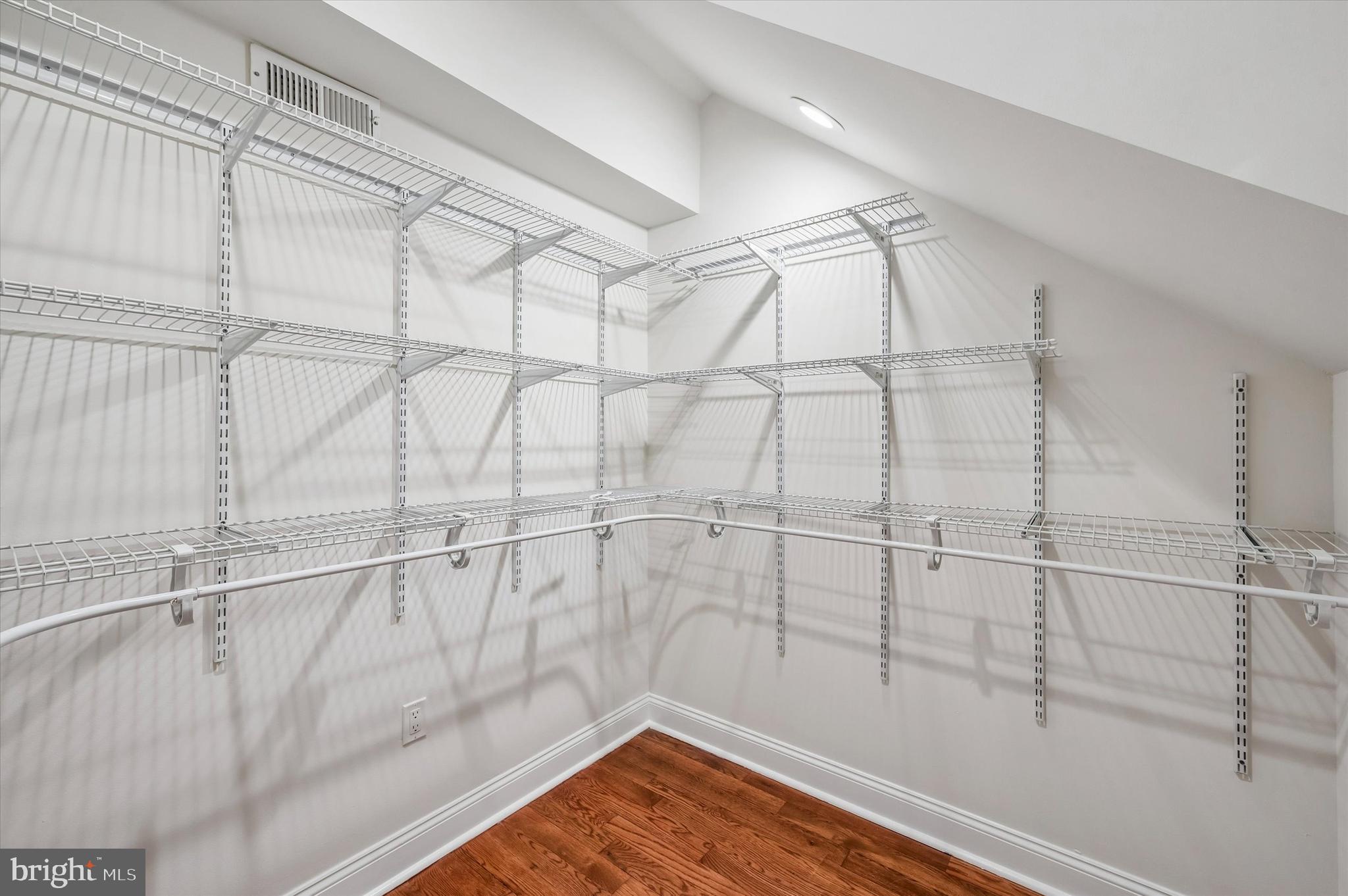 GRADUATE HOSPITAL - Residential