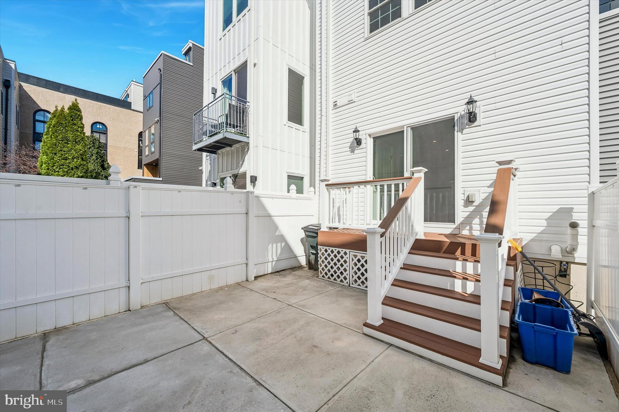 GRADUATE HOSPITAL - Residential