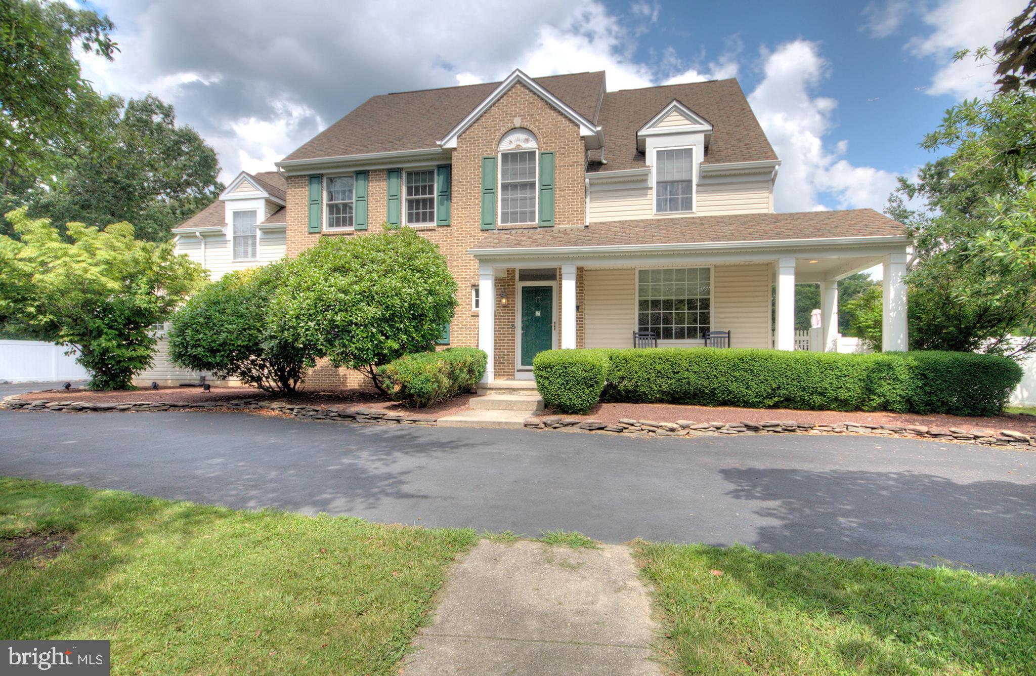 17 DEERFIELD TRAIL