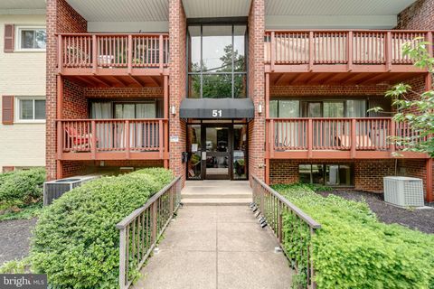 51 SKYHILL ROAD 202 ALEXANDRIA VA 22314