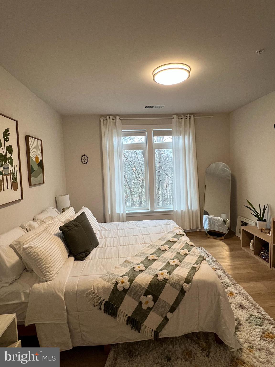 TALL OAKS - Residential Lease