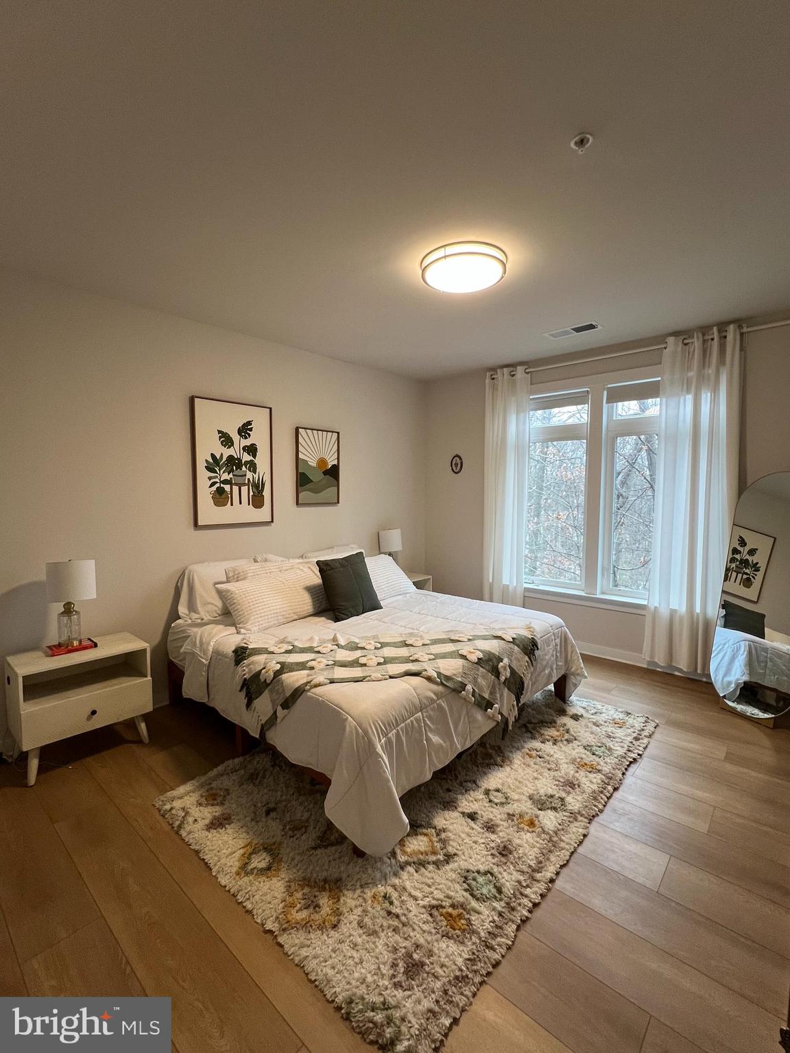 TALL OAKS - Residential Lease