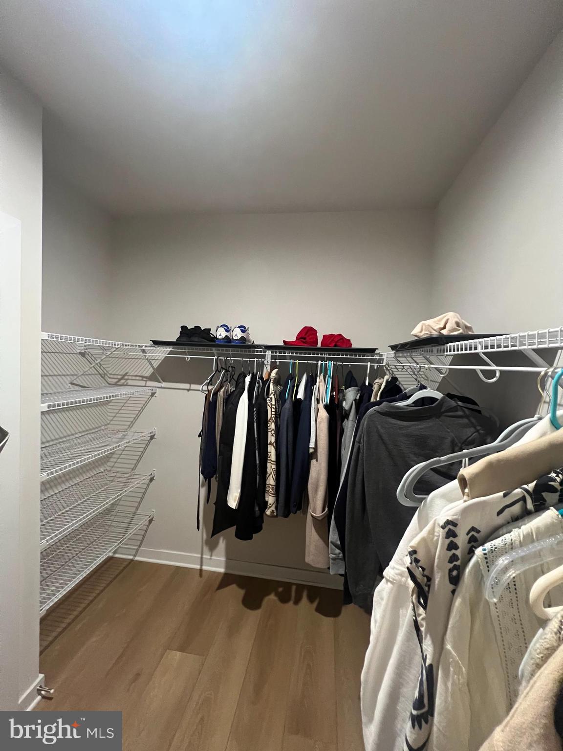 TALL OAKS - Residential Lease