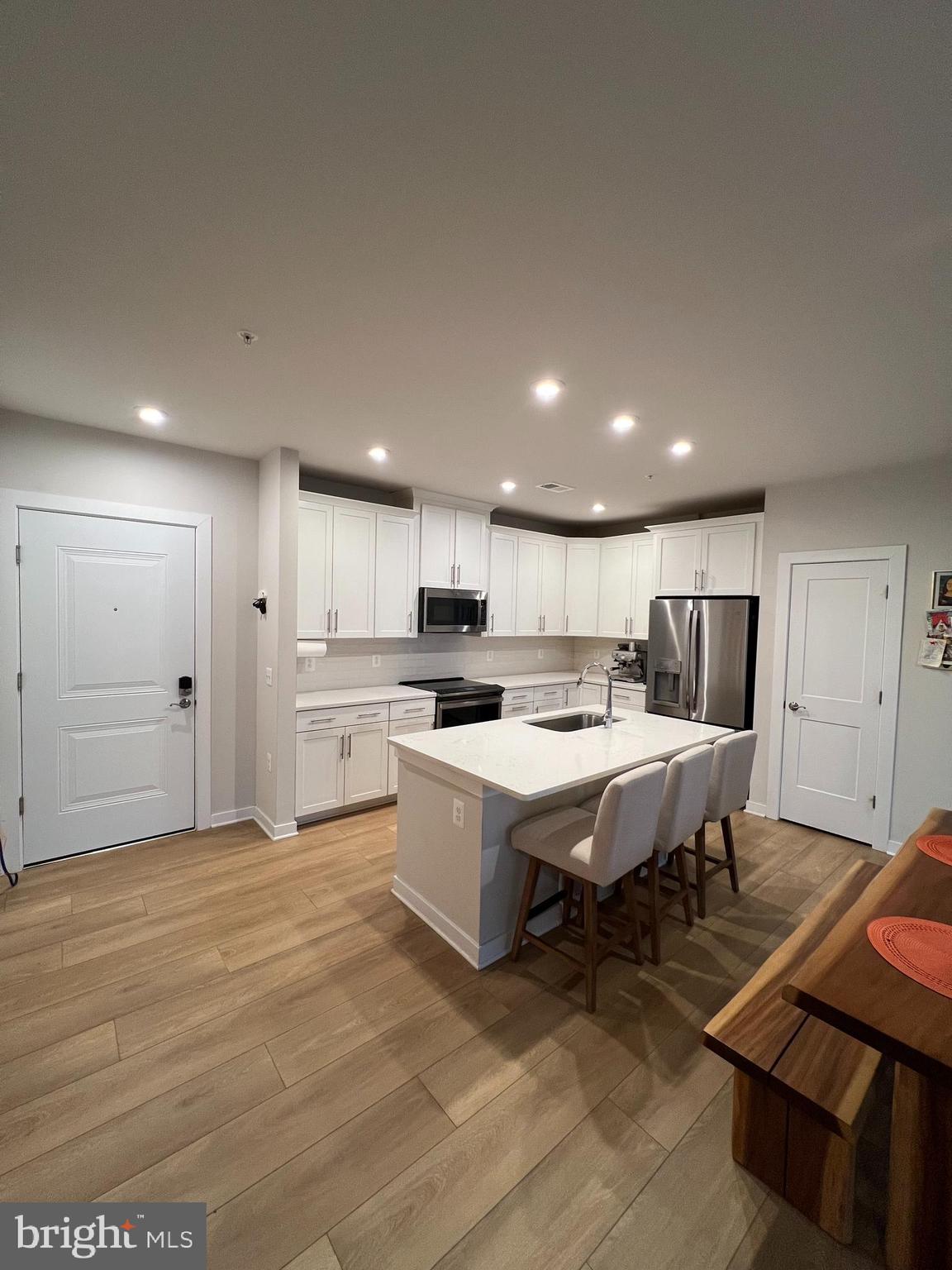 TALL OAKS - Residential Lease