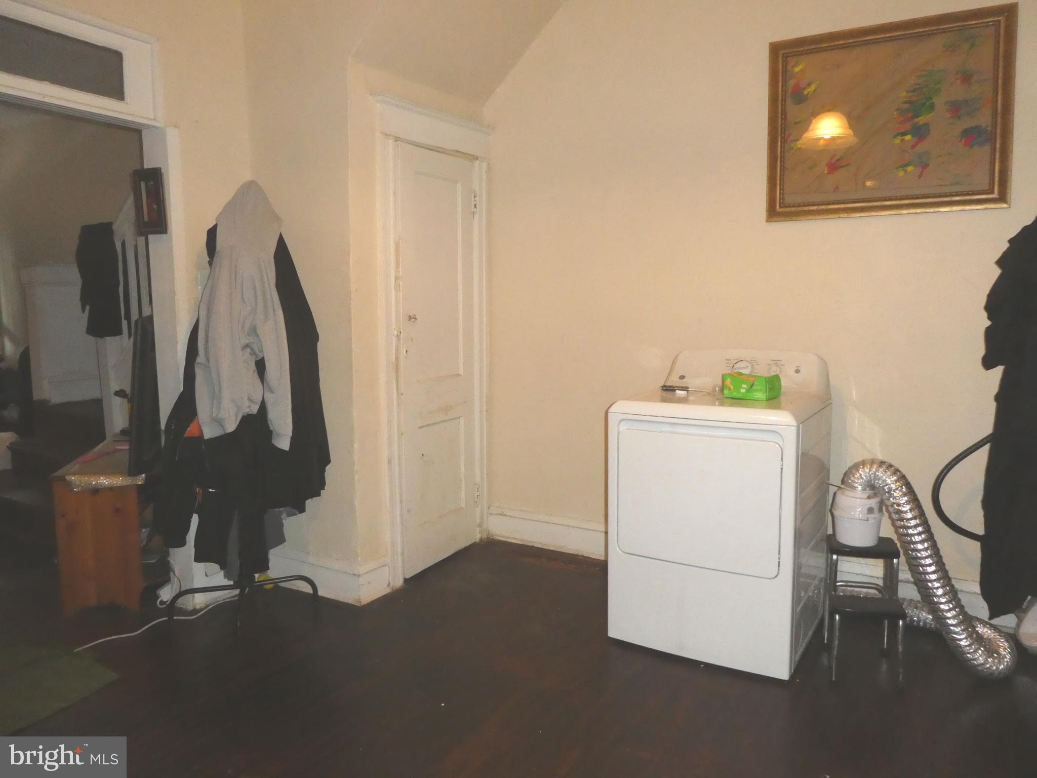 GERMANTOWN (EAST) - Residential