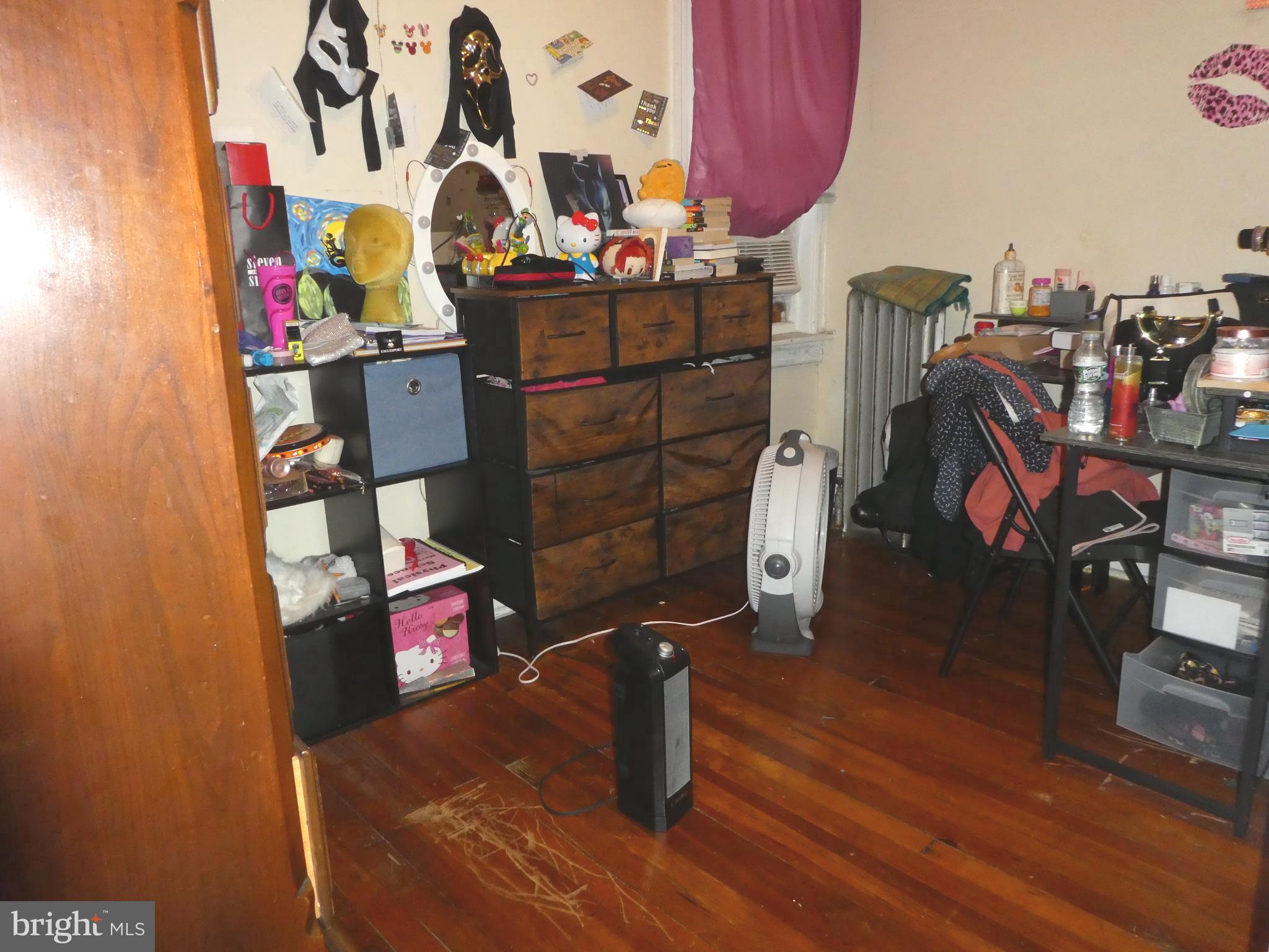 GERMANTOWN (EAST) - Residential