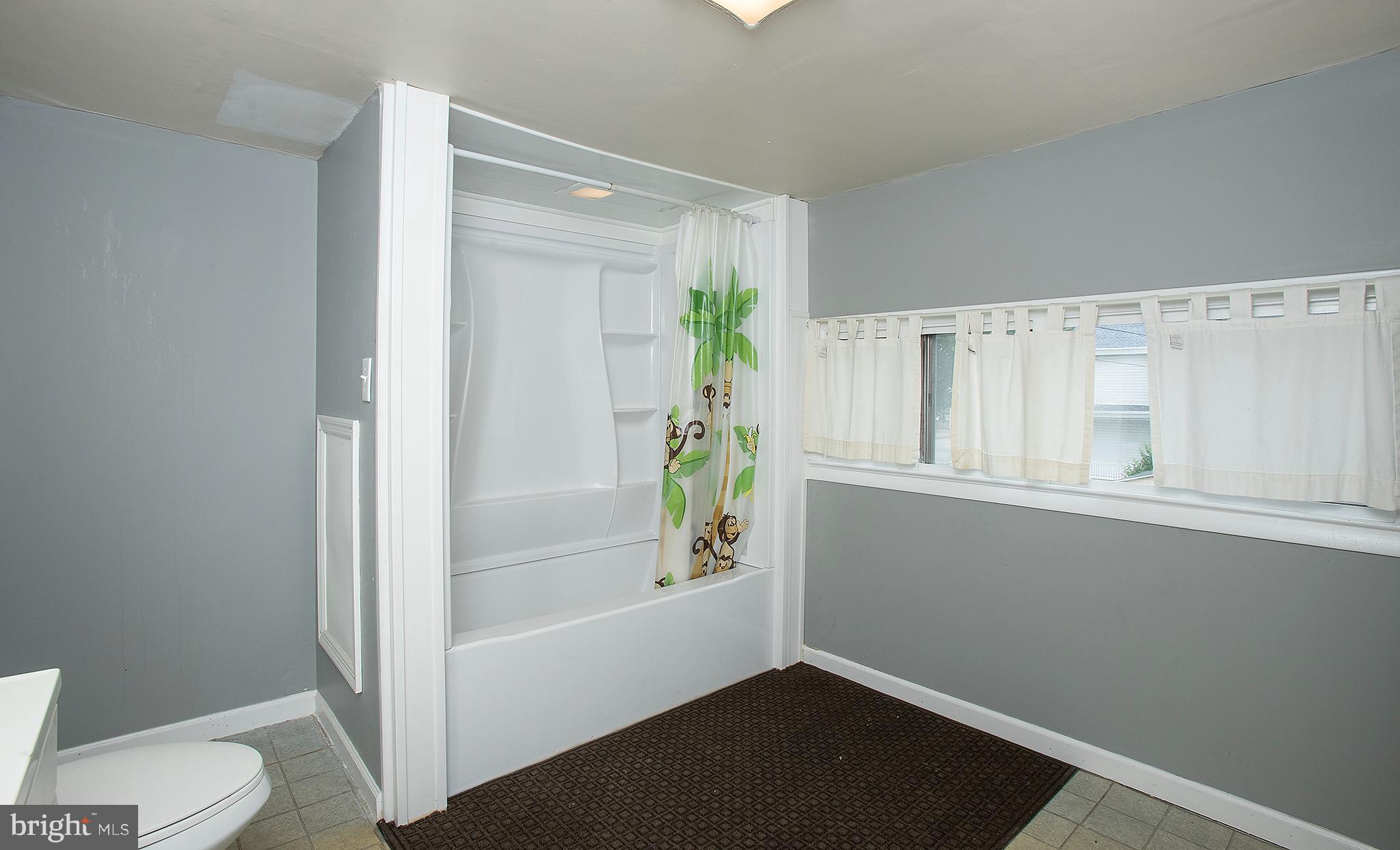 CARLISLE BOROUGH - Residential Lease