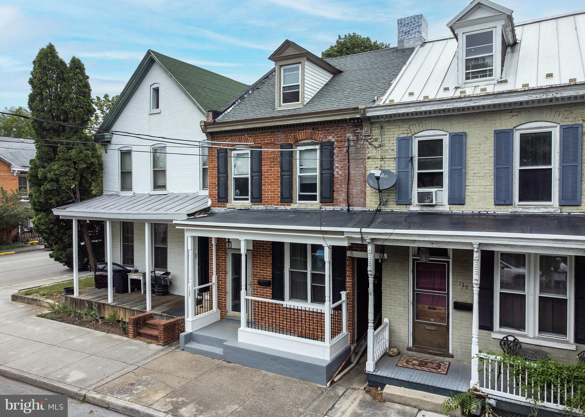 CARLISLE BOROUGH - Residential Lease