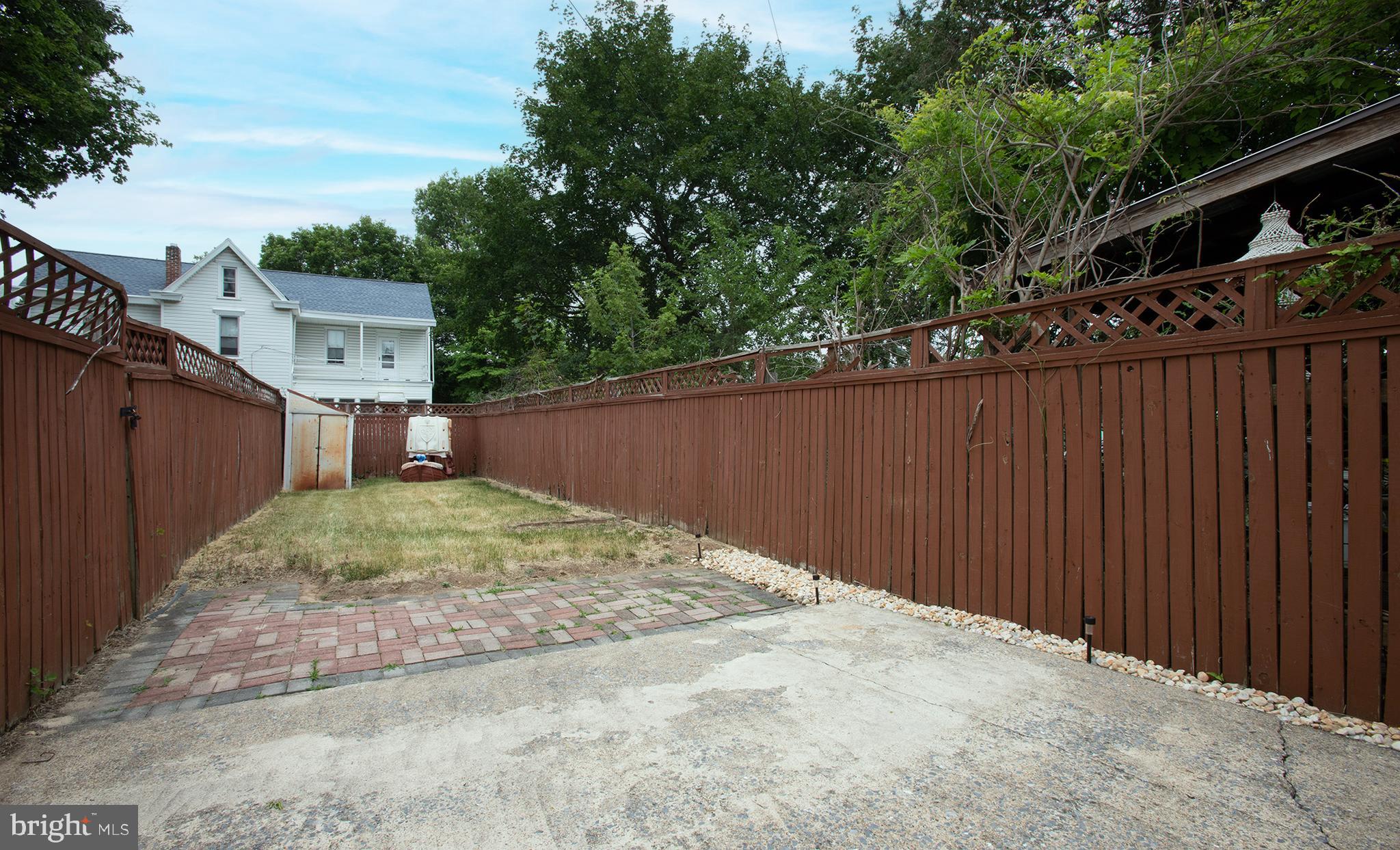 CARLISLE BOROUGH - Residential Lease