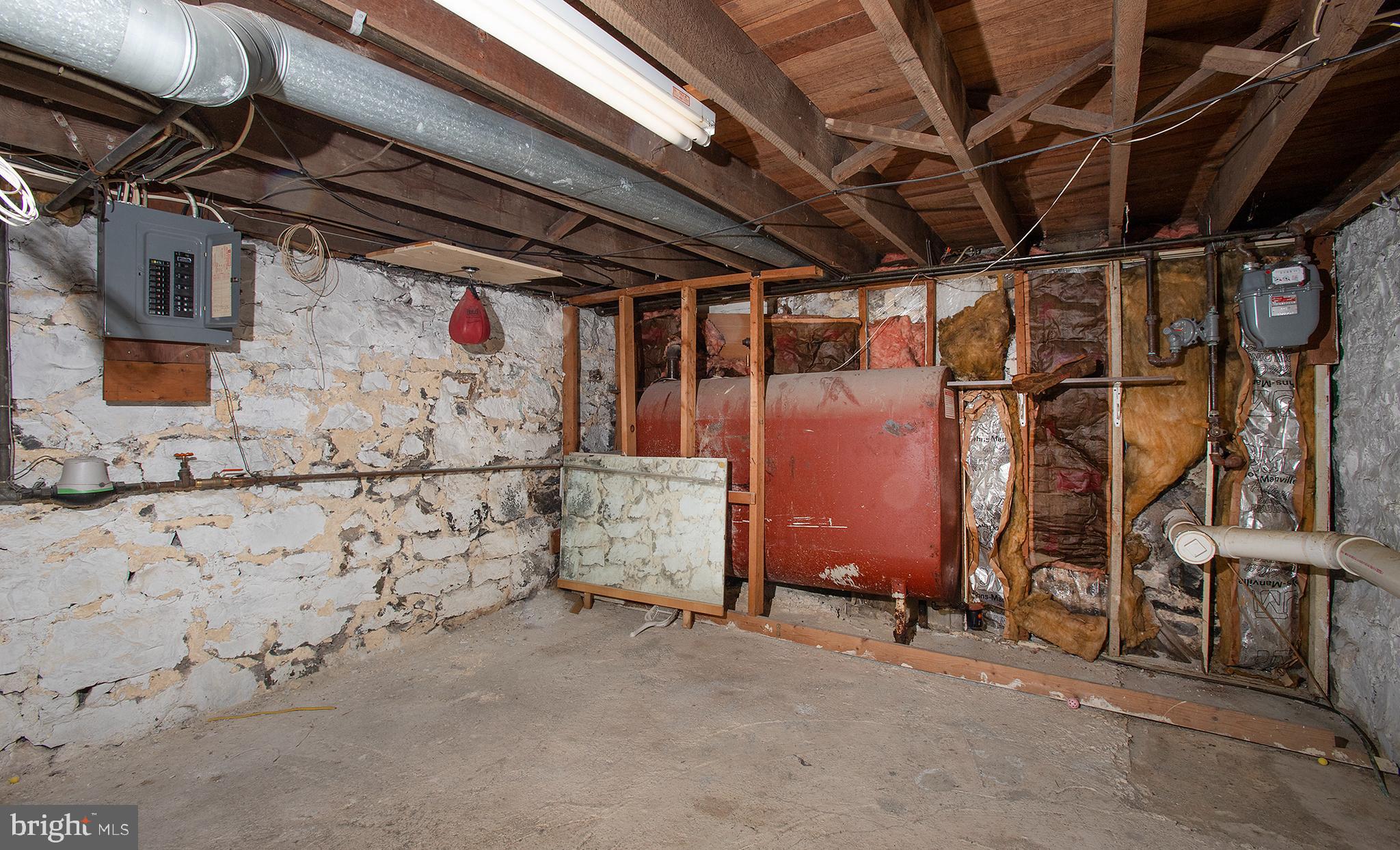 CARLISLE BOROUGH - Residential Lease