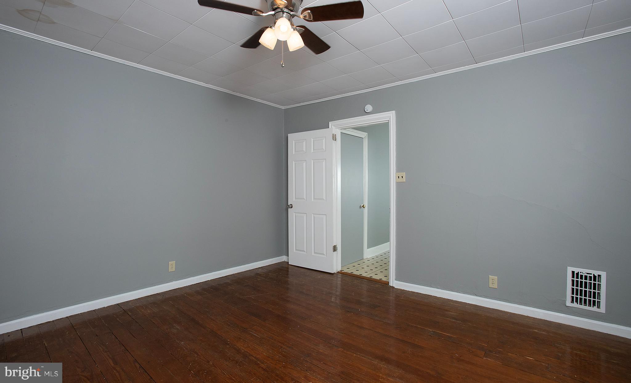 CARLISLE BOROUGH - Residential Lease