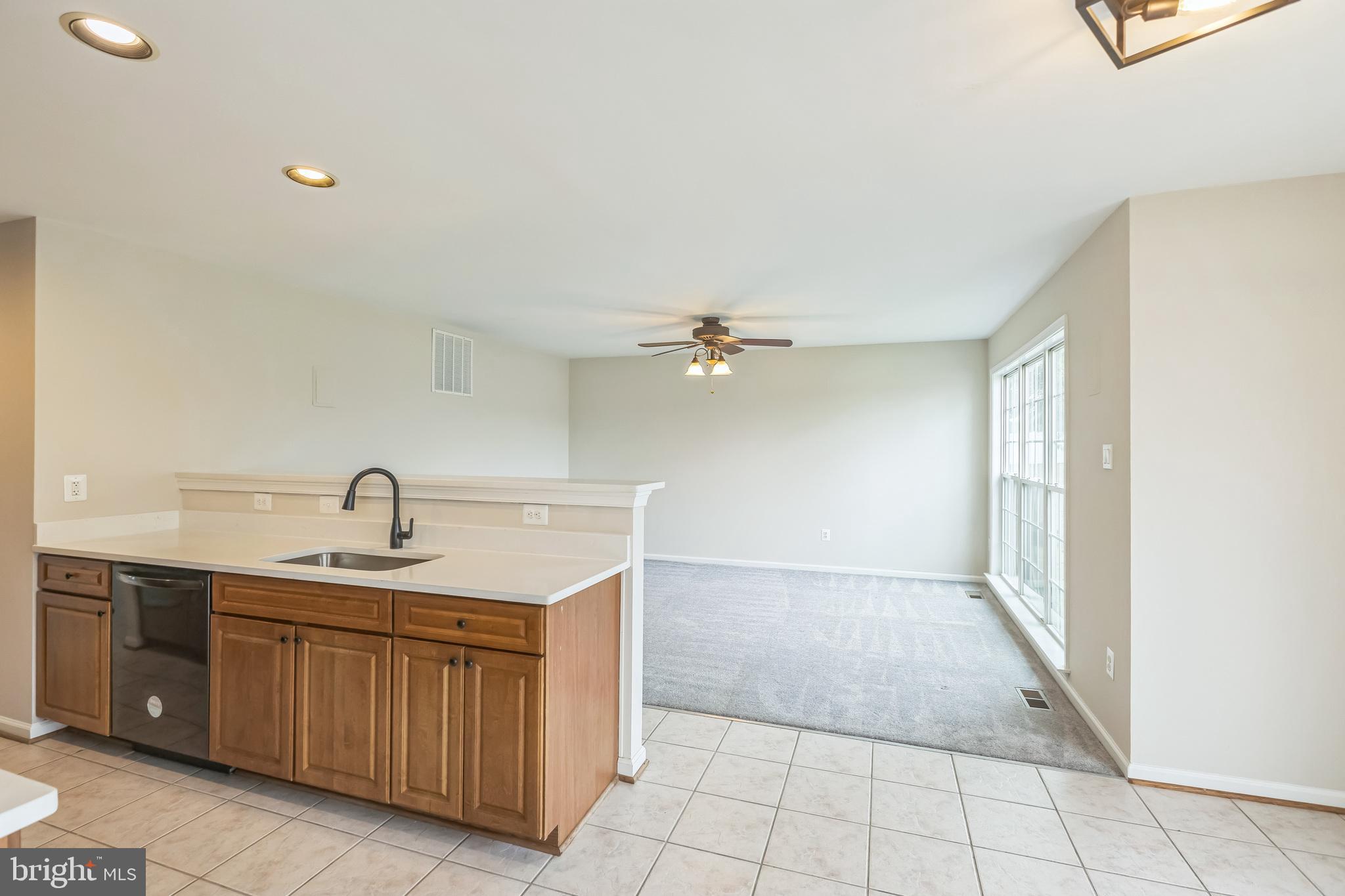 LONG BAR HARBOR - Residential