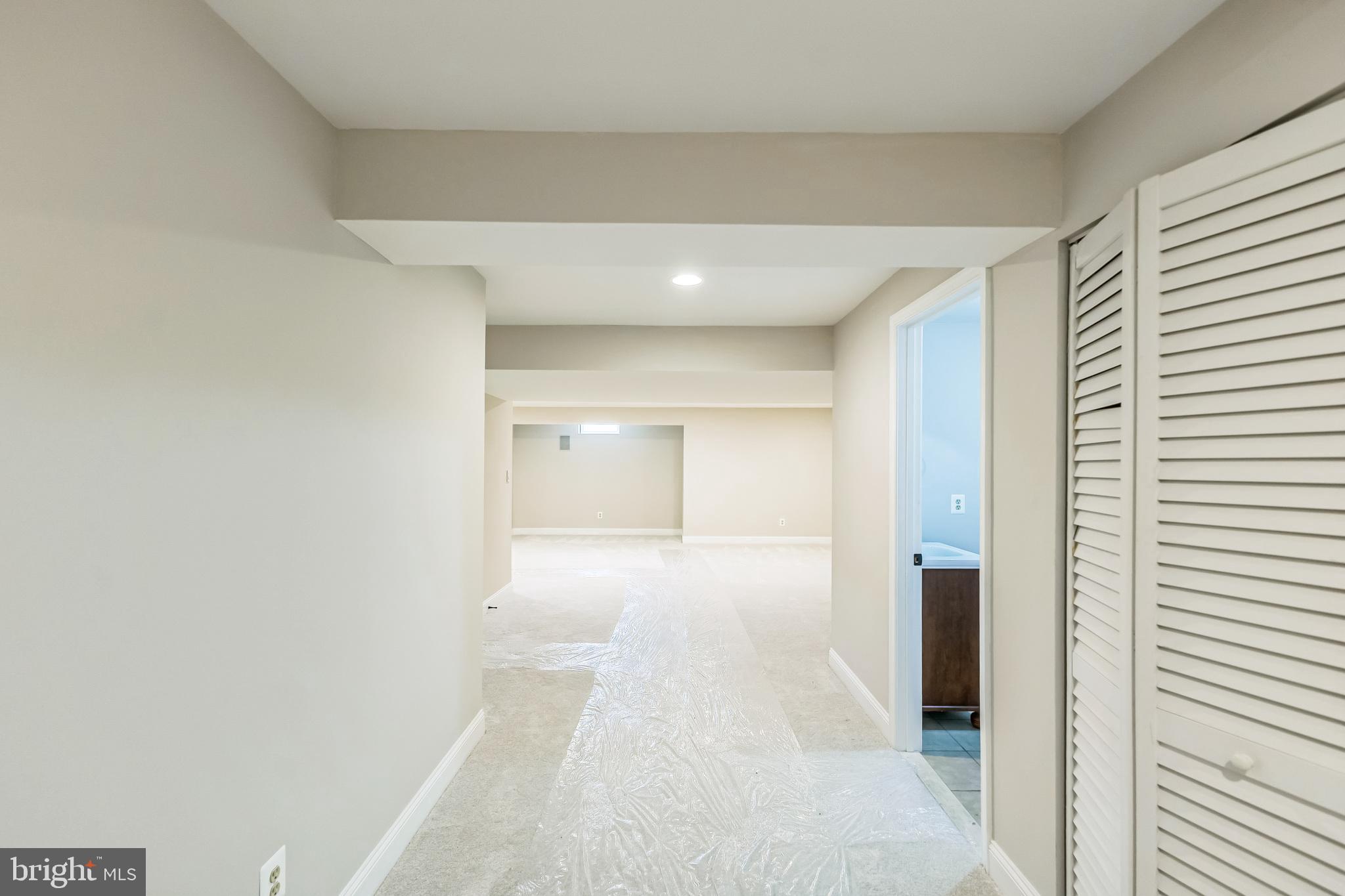 LONG BAR HARBOR - Residential