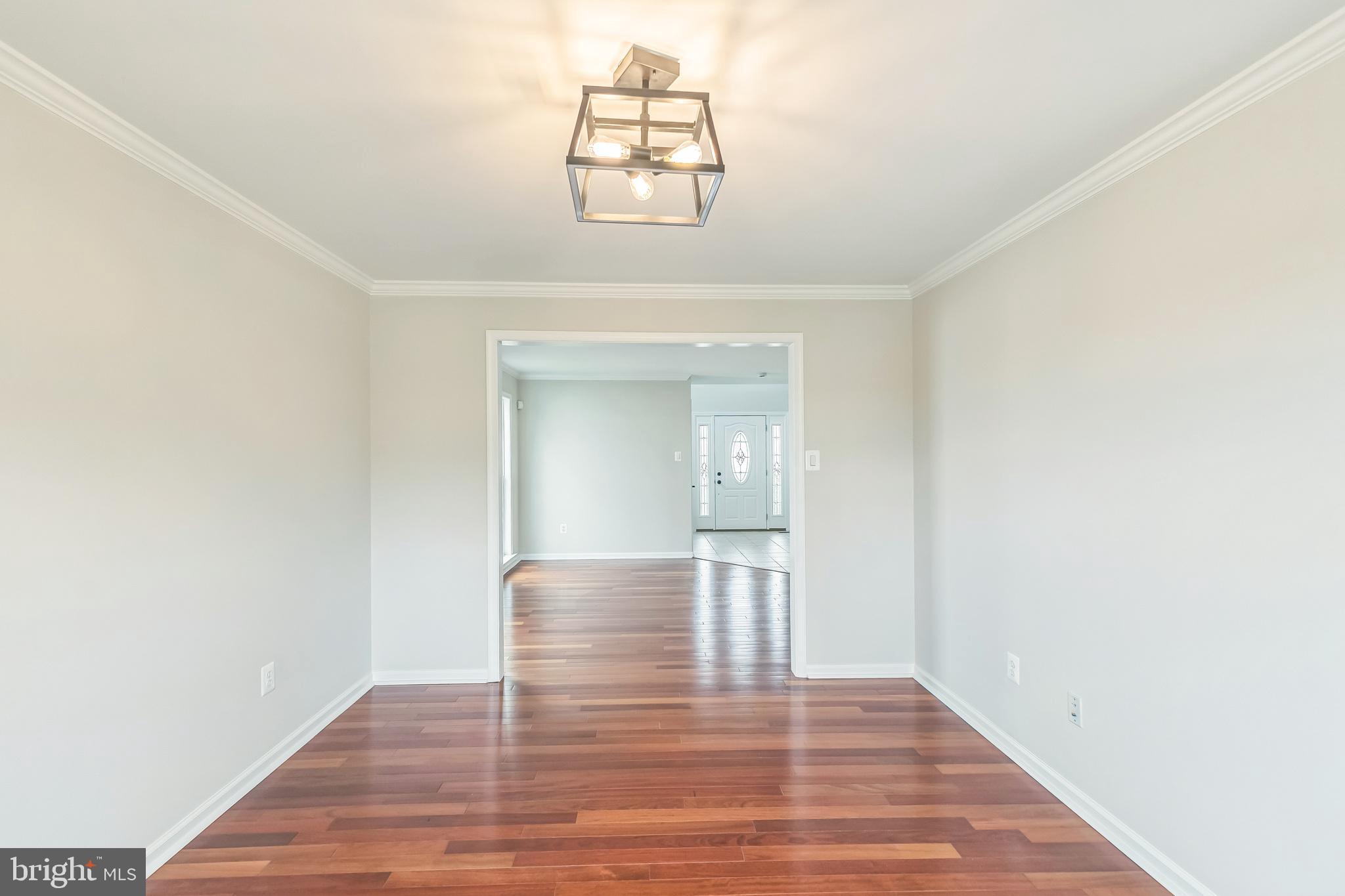 LONG BAR HARBOR - Residential