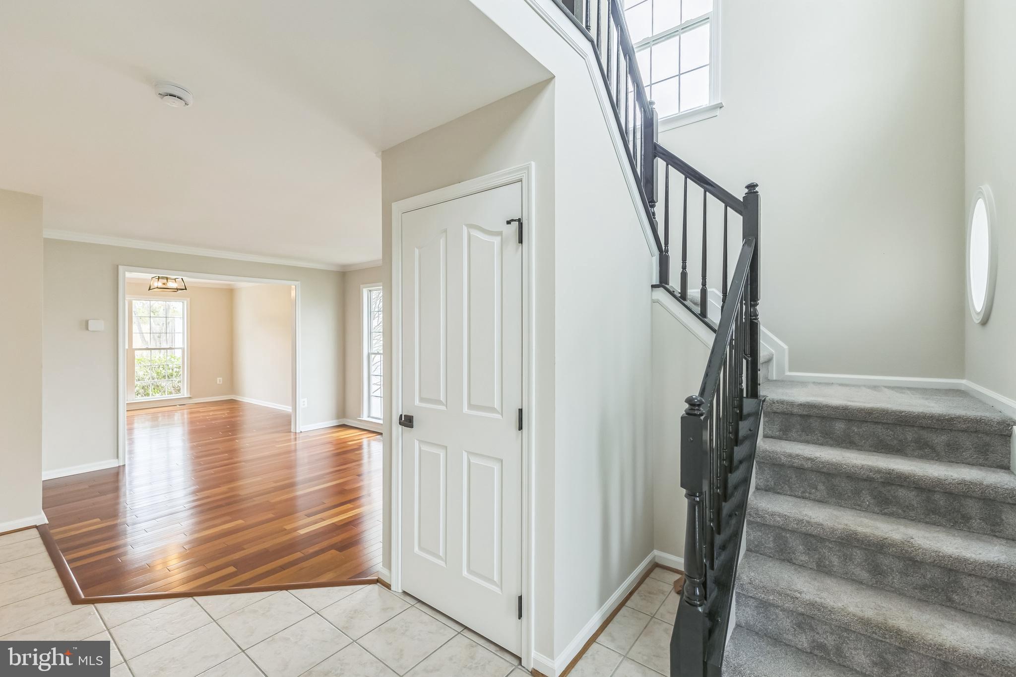 LONG BAR HARBOR - Residential