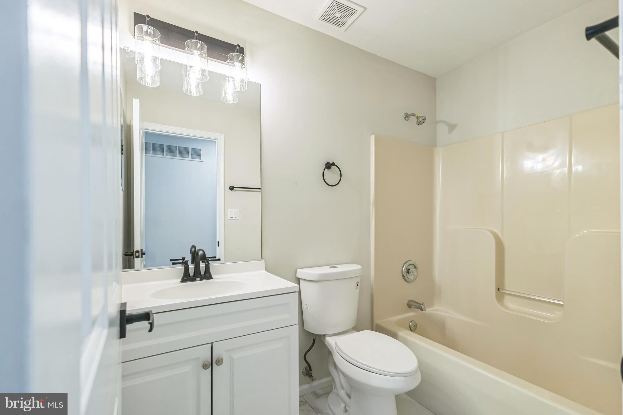 LONG BAR HARBOR - Residential