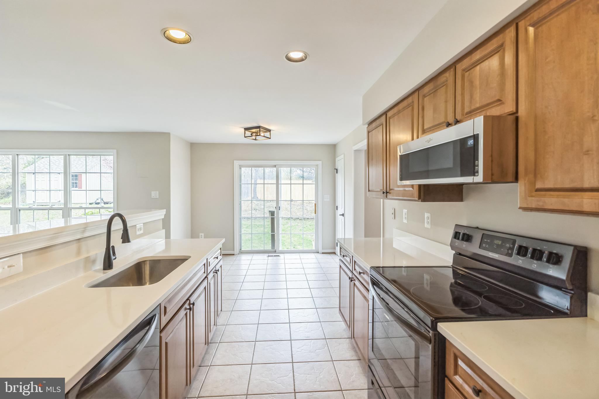 LONG BAR HARBOR - Residential