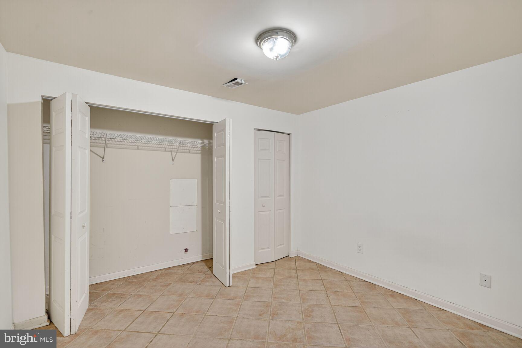 ROLLING ACRES - Residential