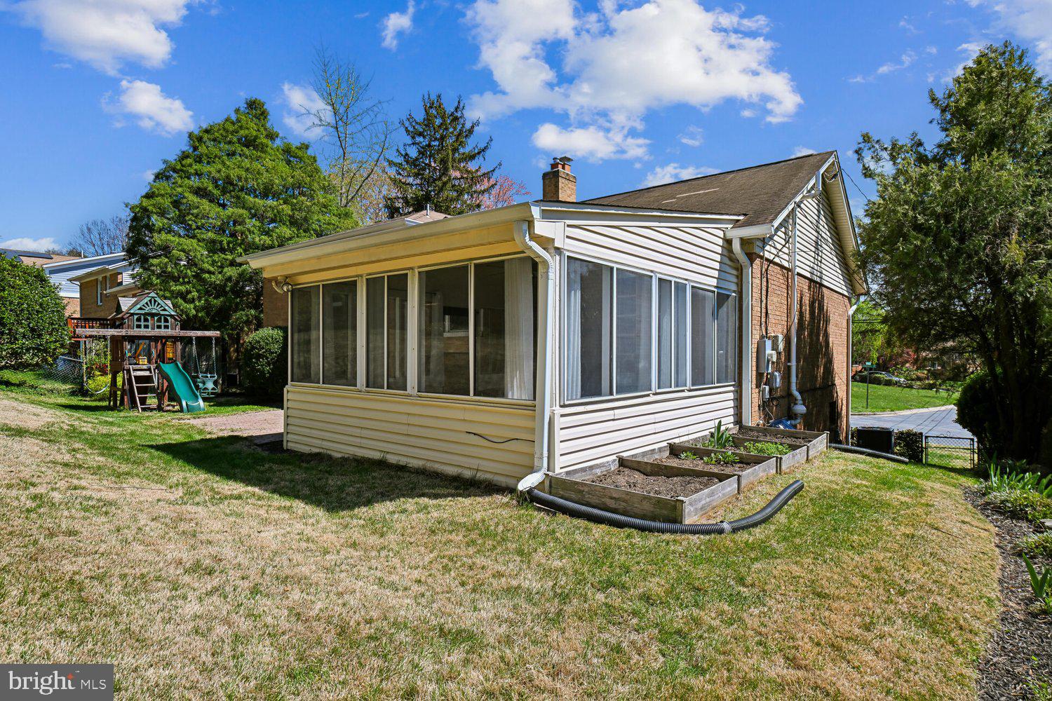 NORTHWEST BRANCH ESTATES - Residential