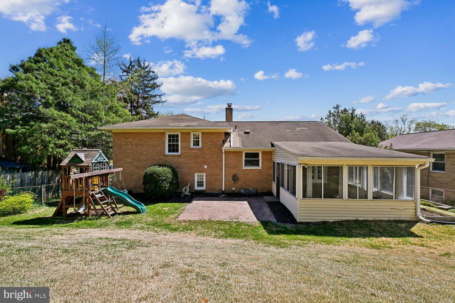 NORTHWEST BRANCH ESTATES - Residential