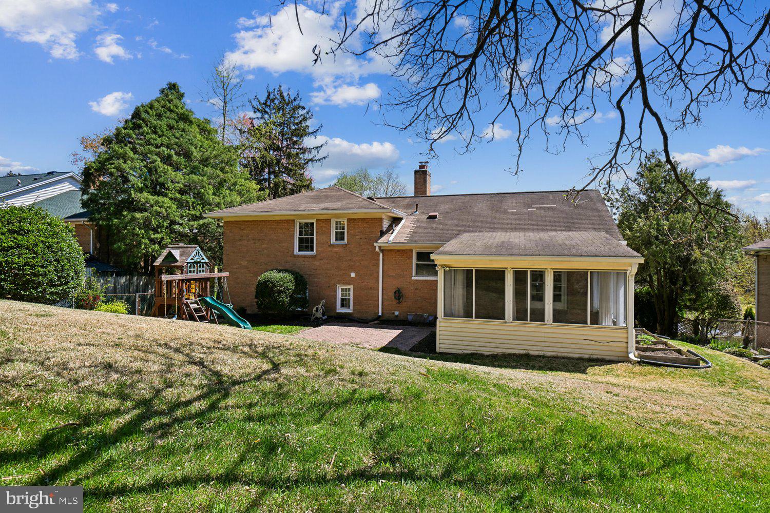 NORTHWEST BRANCH ESTATES - Residential