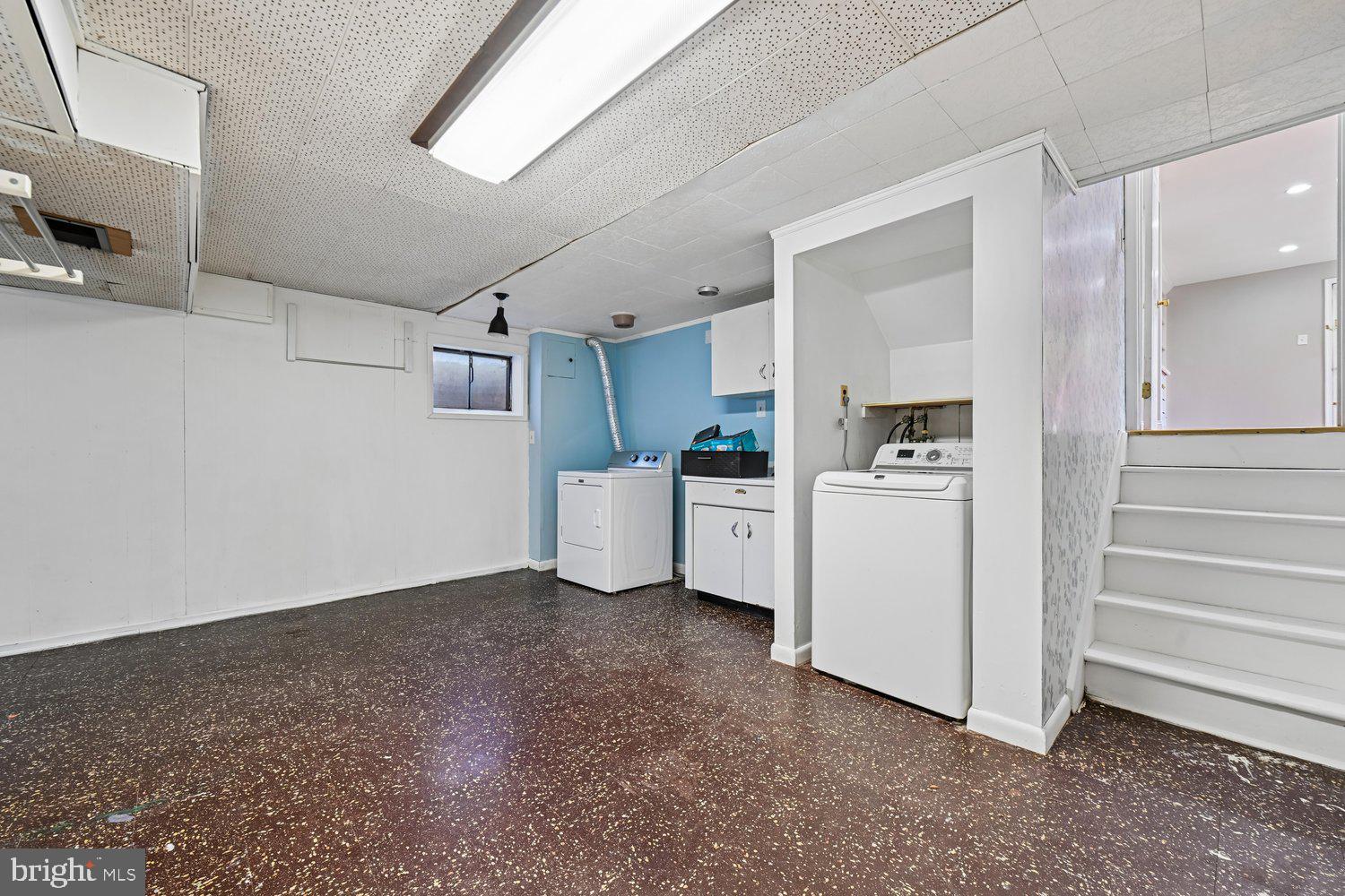 NORTHWEST BRANCH ESTATES - Residential