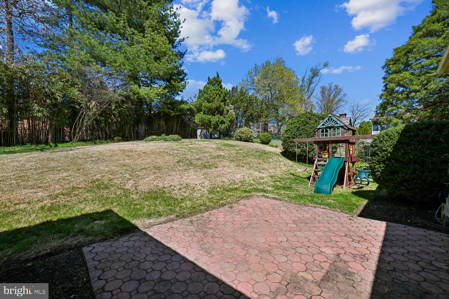 NORTHWEST BRANCH ESTATES - Residential