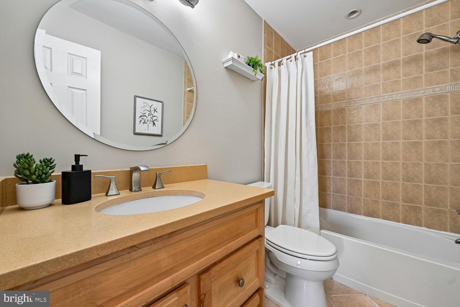NORTHWEST BRANCH ESTATES - Residential
