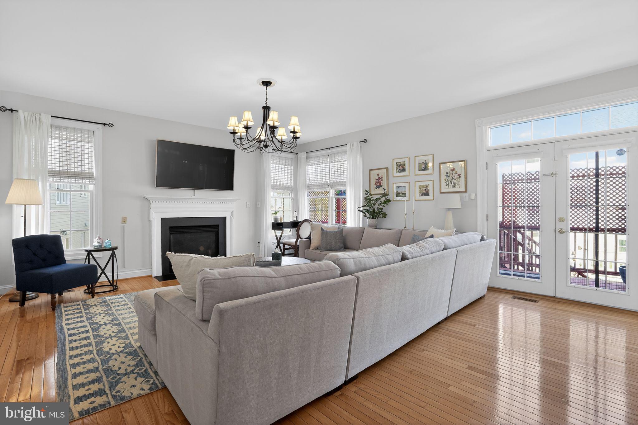 SENECA CROSSING - Residential