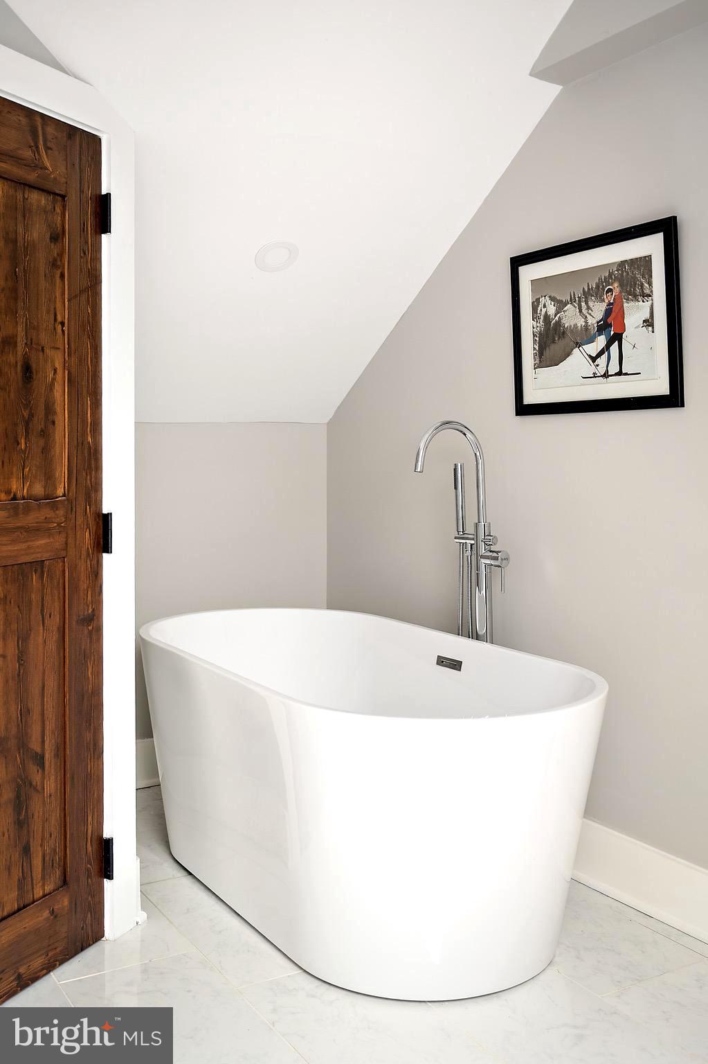 PINES ON THE SEVERN - Residential