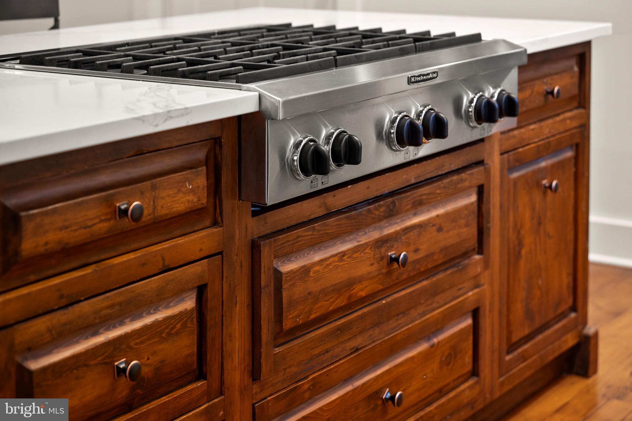 PINES ON THE SEVERN - Residential